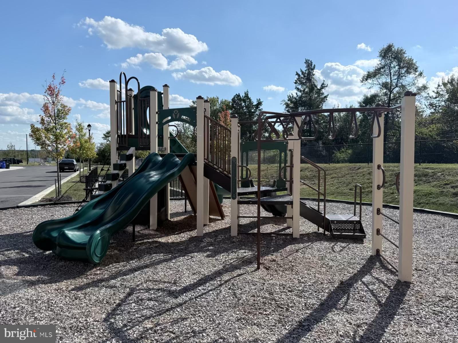 WESTSIDE - Residential