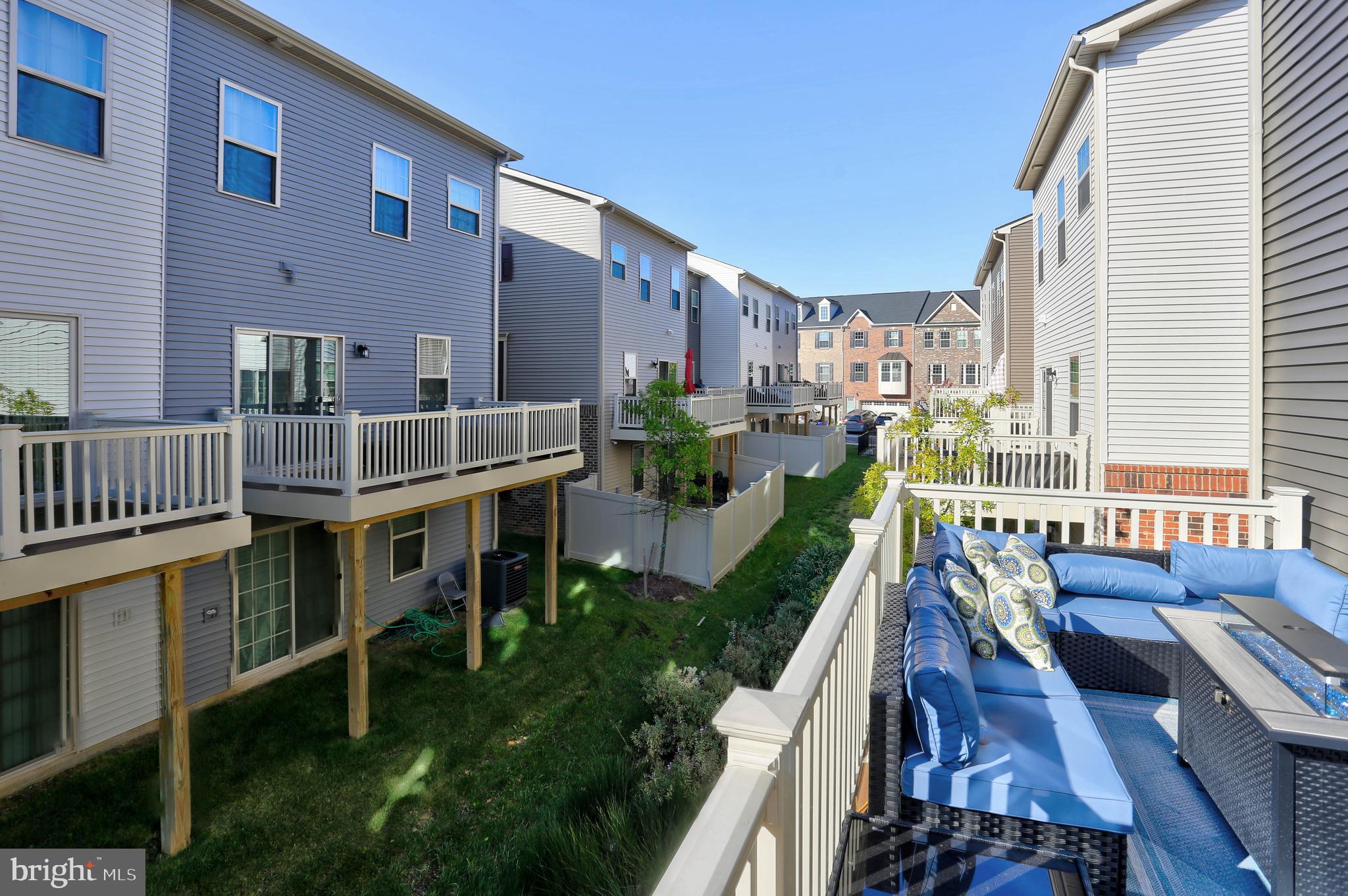 WESTSIDE - Residential