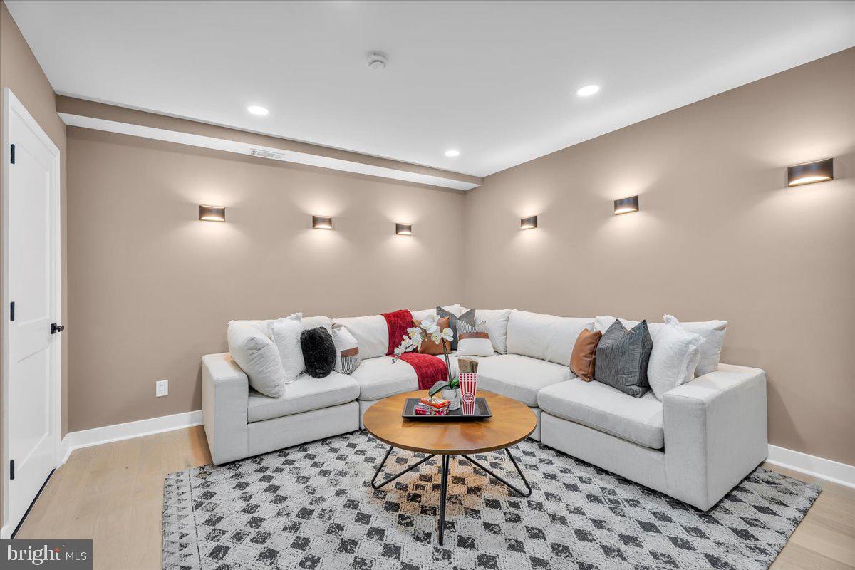 EAST PASSYUNK CROSSING - Residential