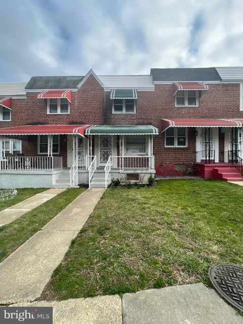 Townhouse For Rent - 3607 W Lexington Street<br/> BALTIMORE, MD 21229