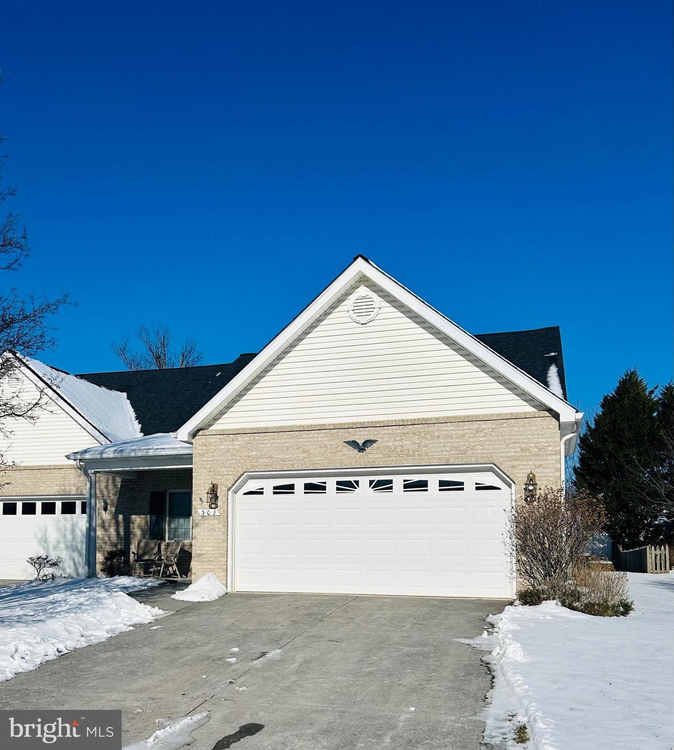AUTUMN GLEN - Residential Lease