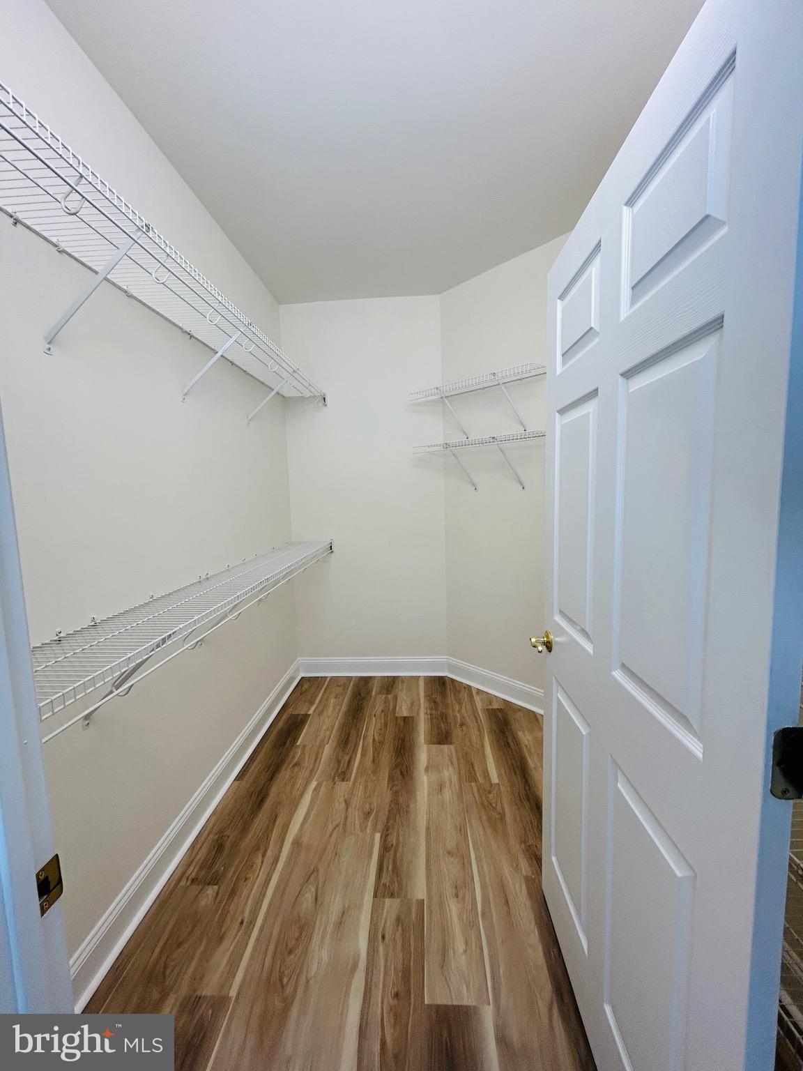 AUTUMN GLEN - Residential Lease