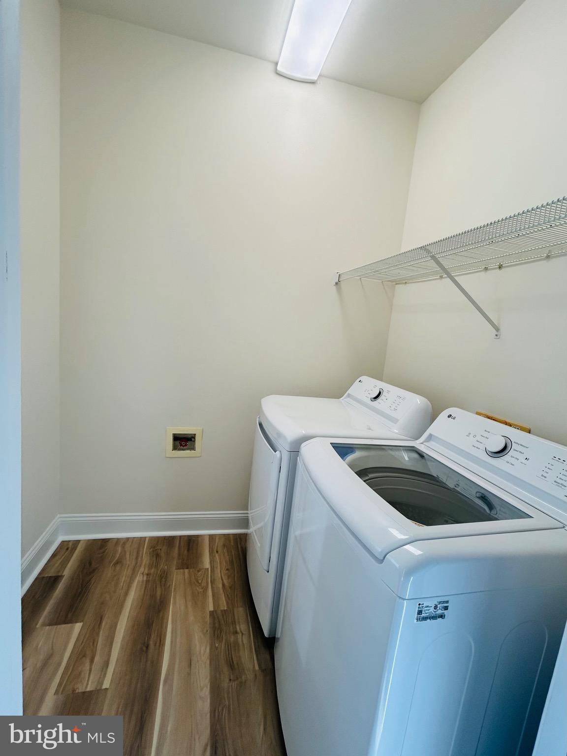 AUTUMN GLEN - Residential Lease