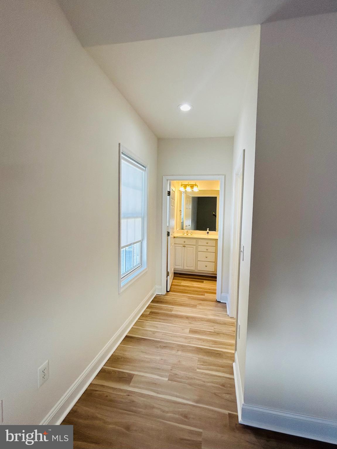 AUTUMN GLEN - Residential Lease