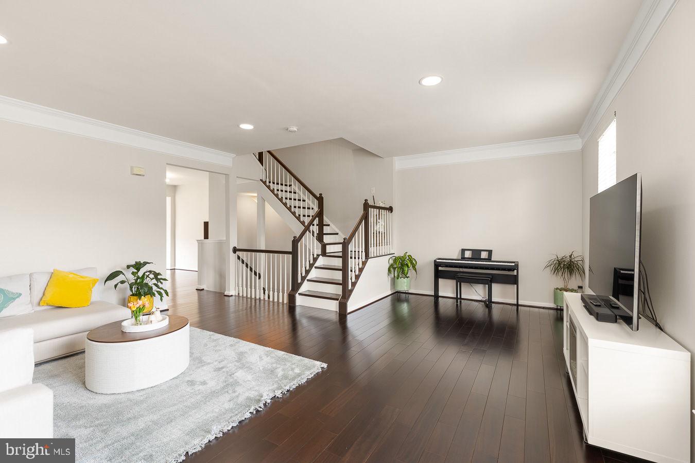 WOODLAND PARK - Residential