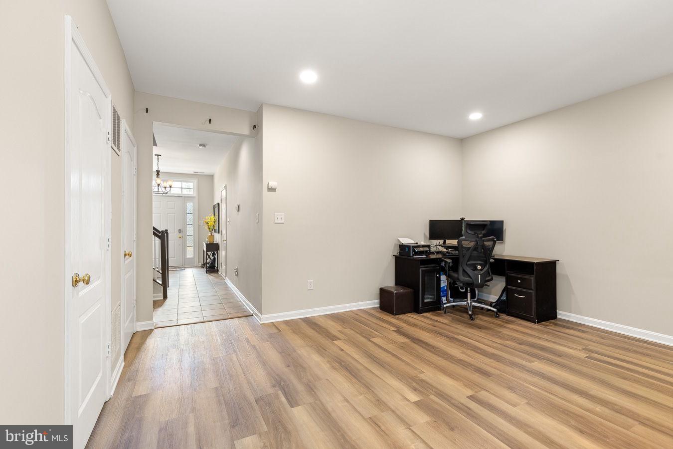 WOODLAND PARK - Residential