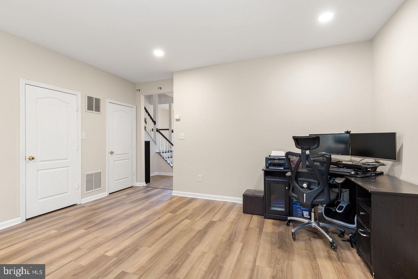 WOODLAND PARK - Residential