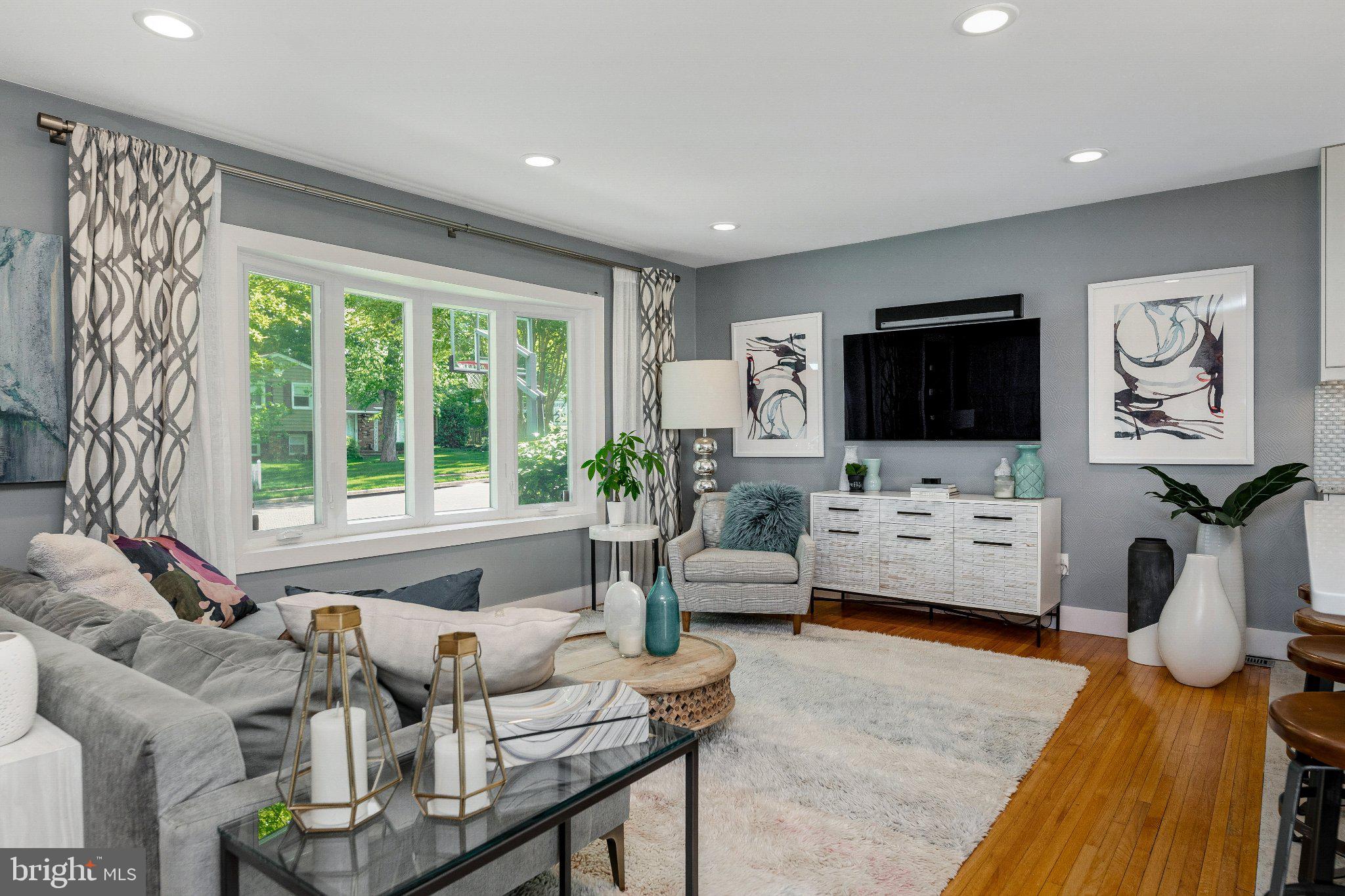 ROLLING VALLEY WEST - Residential