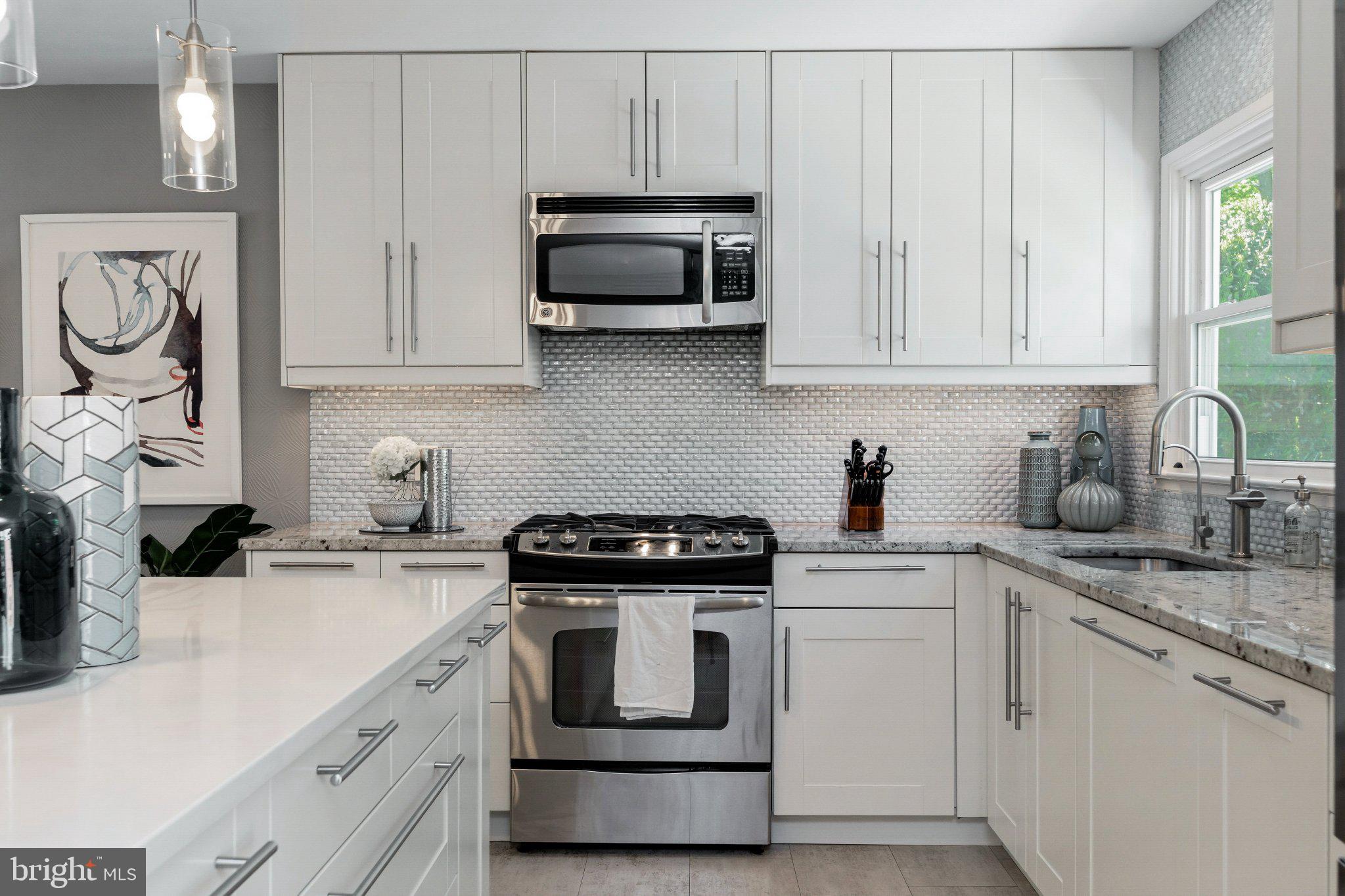 ROLLING VALLEY WEST - Residential
