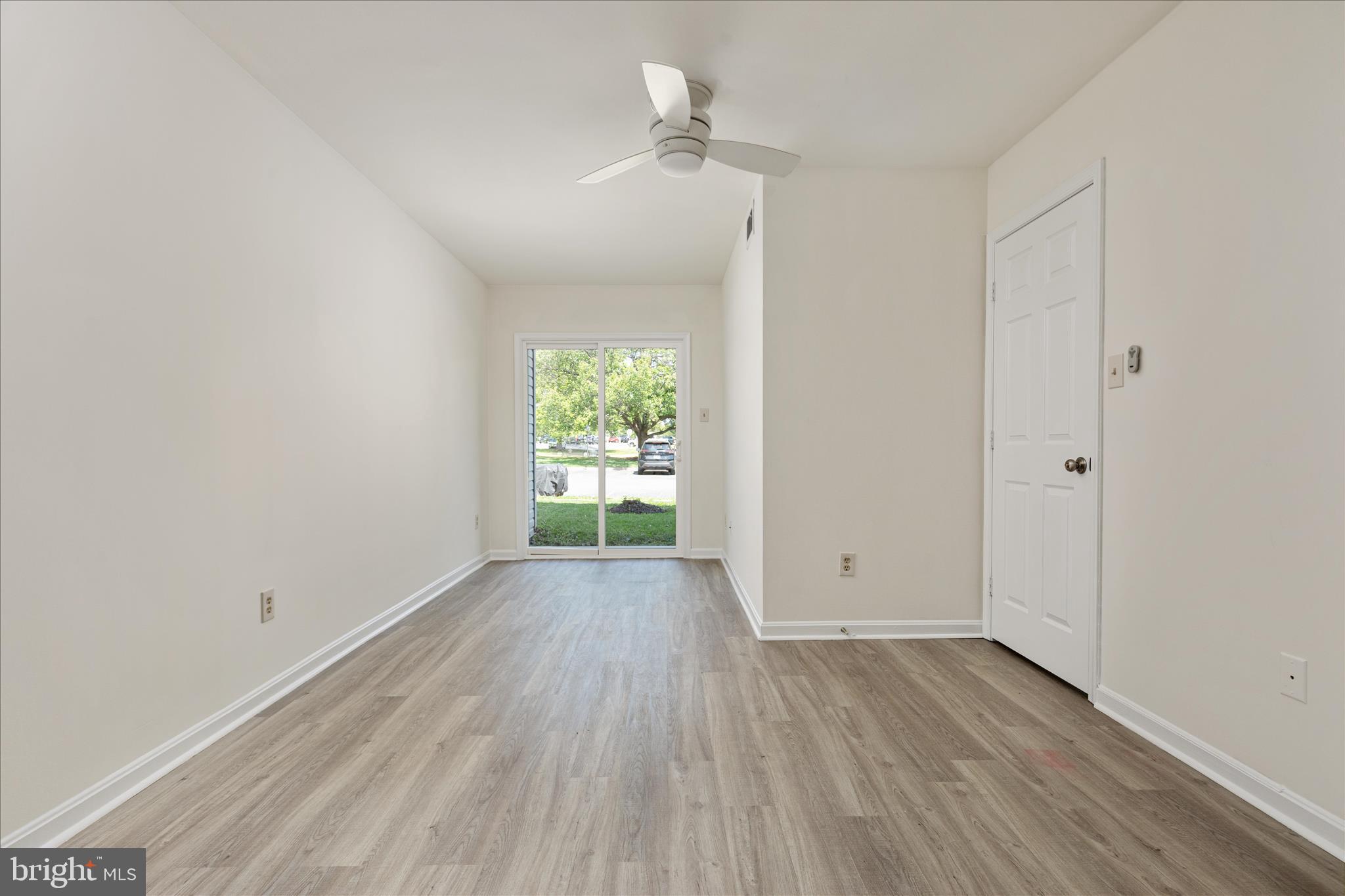 SARATOGA SPRINGS - Residential