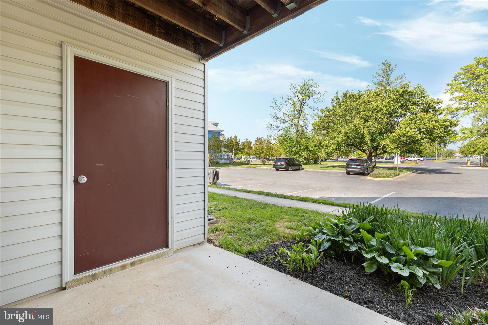 SARATOGA SPRINGS - Residential