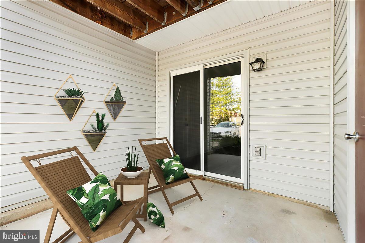 SARATOGA SPRINGS - Residential