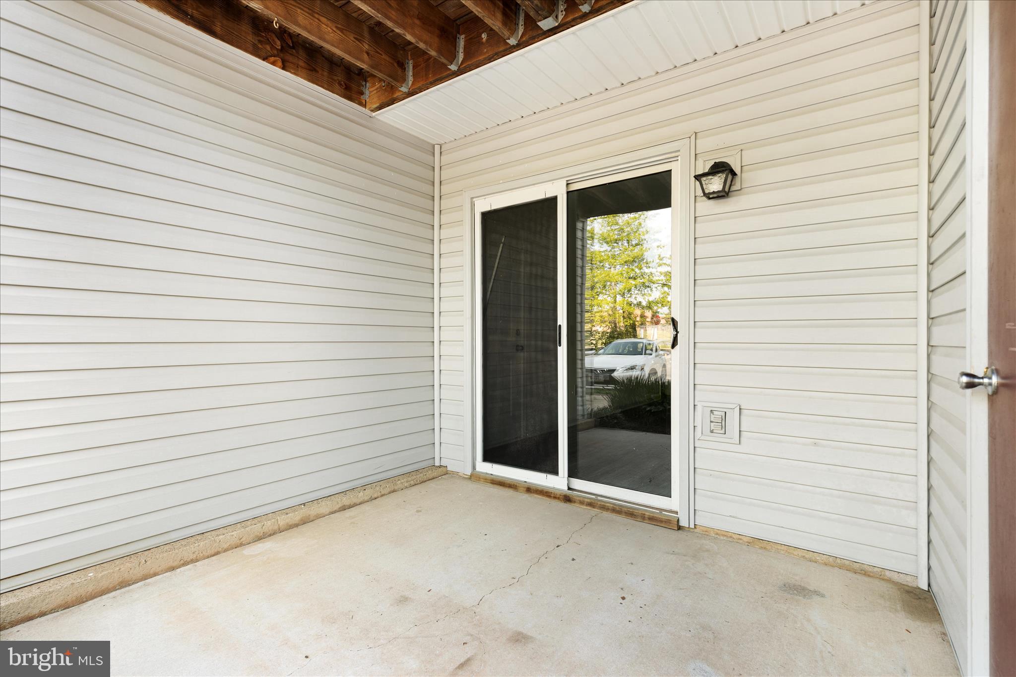 SARATOGA SPRINGS - Residential