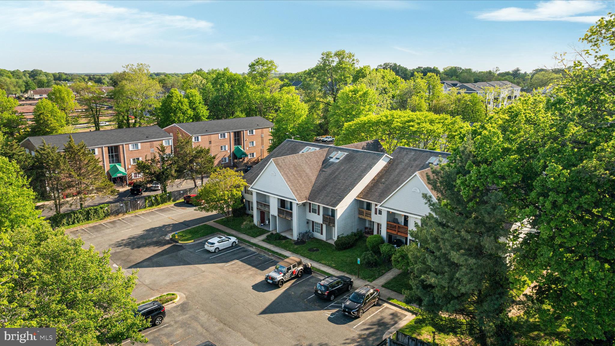 SARATOGA SPRINGS - Residential