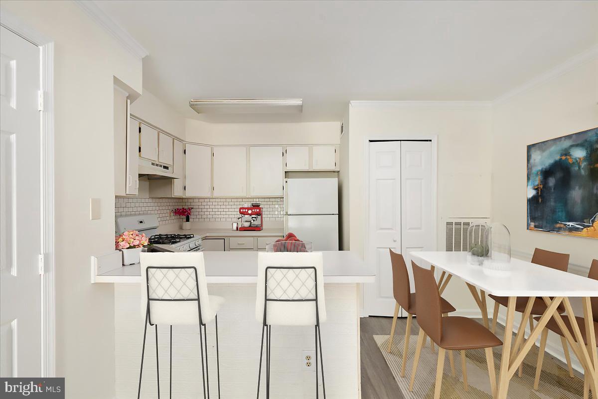 SARATOGA SPRINGS - Residential