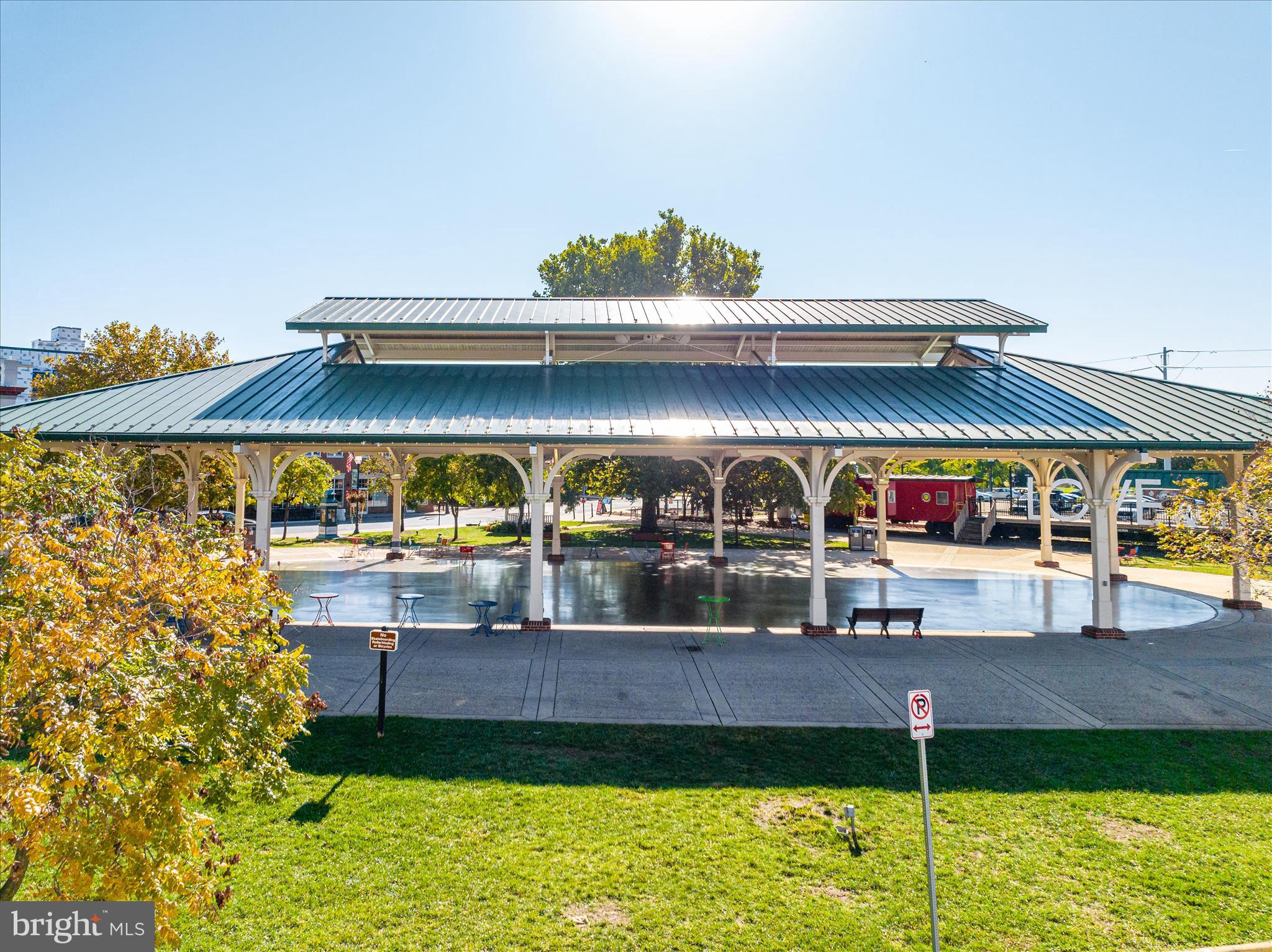 SARATOGA SPRINGS - Residential