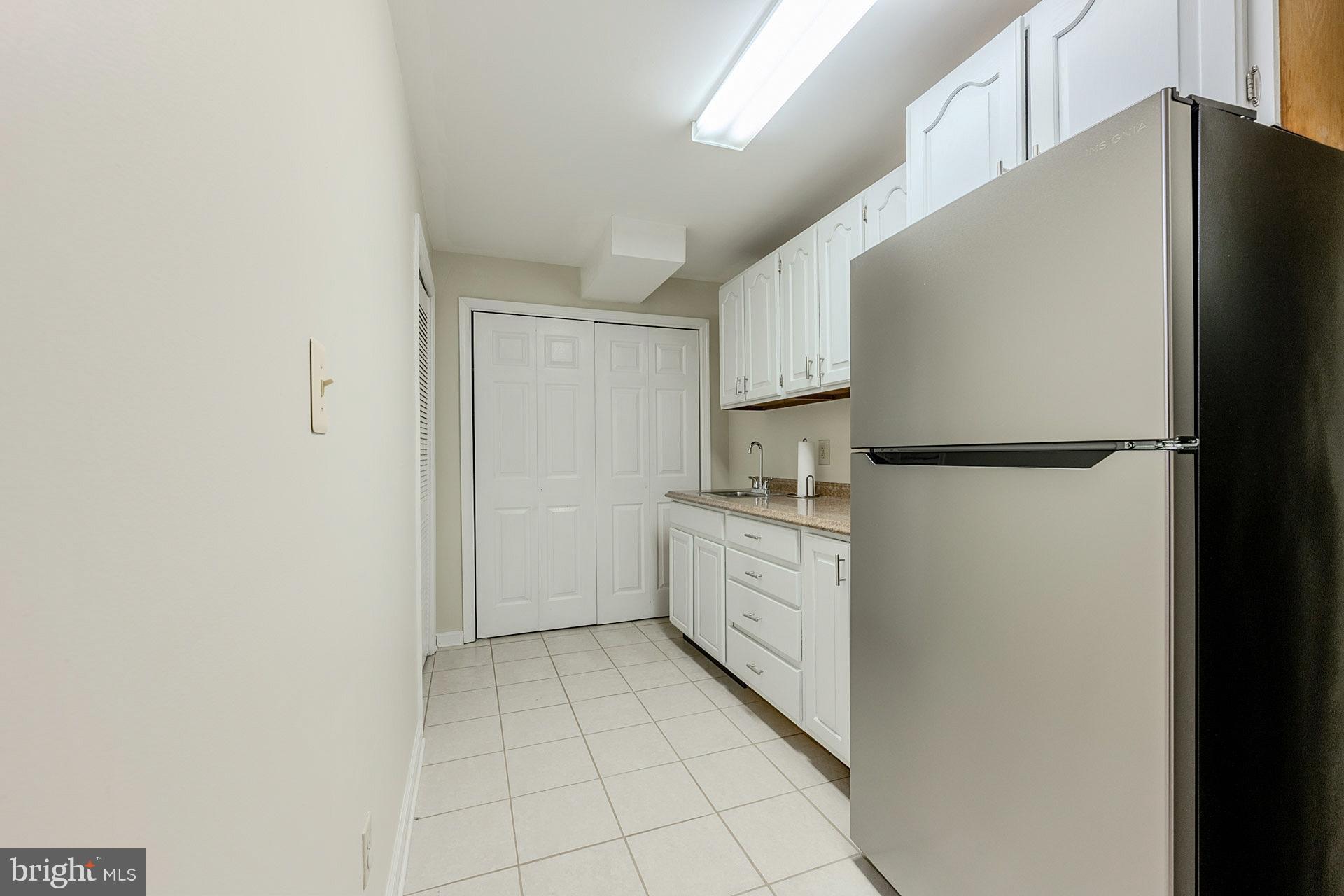 ASHBURN VILLAGE - Residential