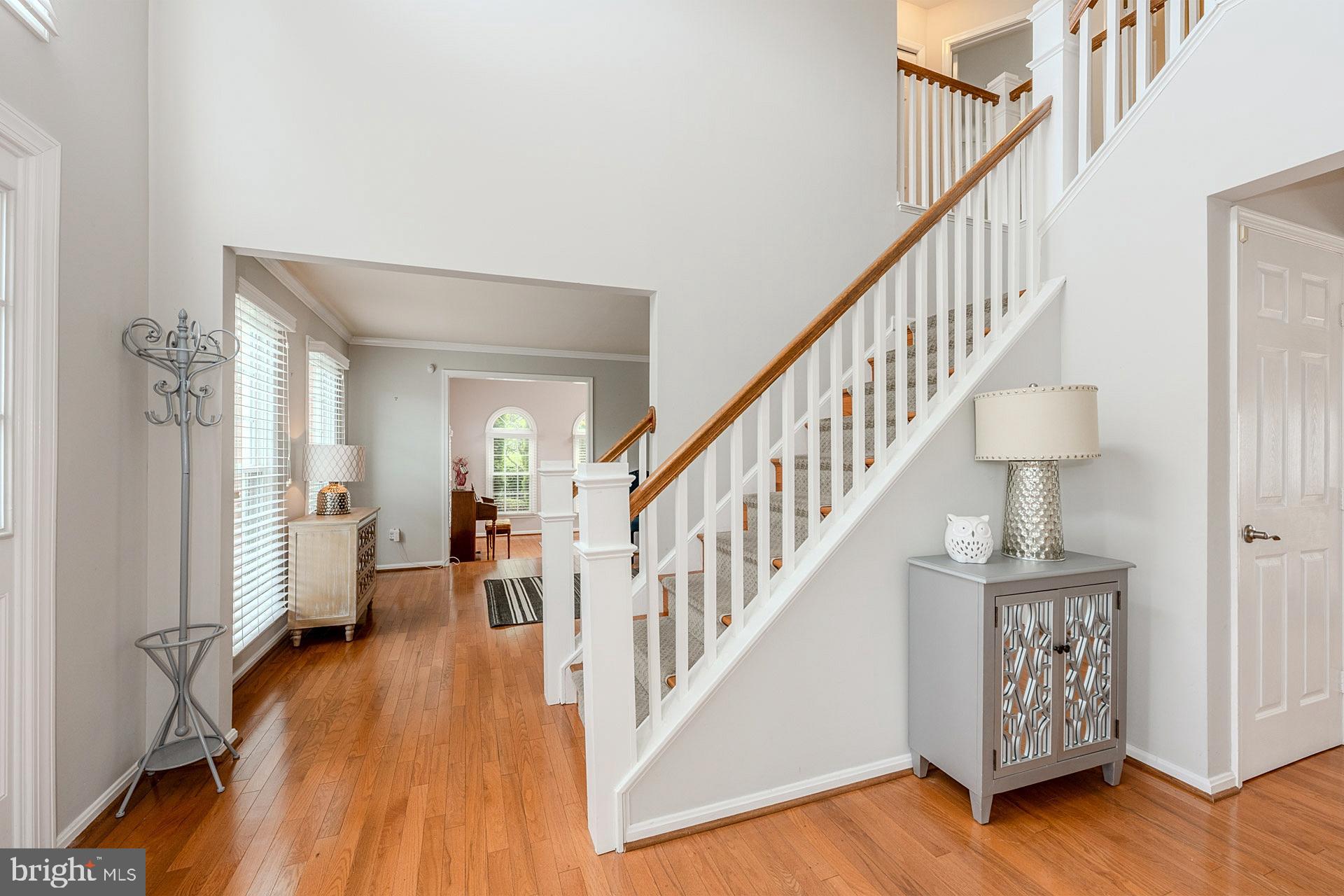 ASHBURN VILLAGE - Residential