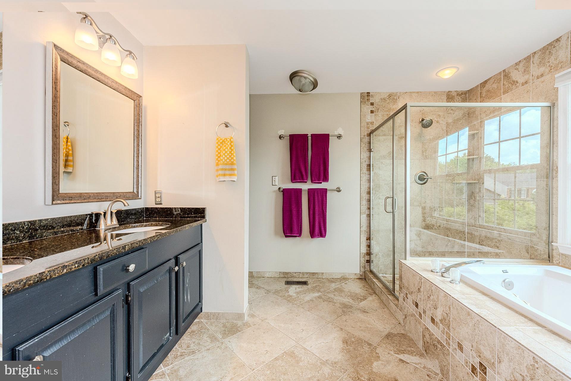 ASHBURN VILLAGE - Residential