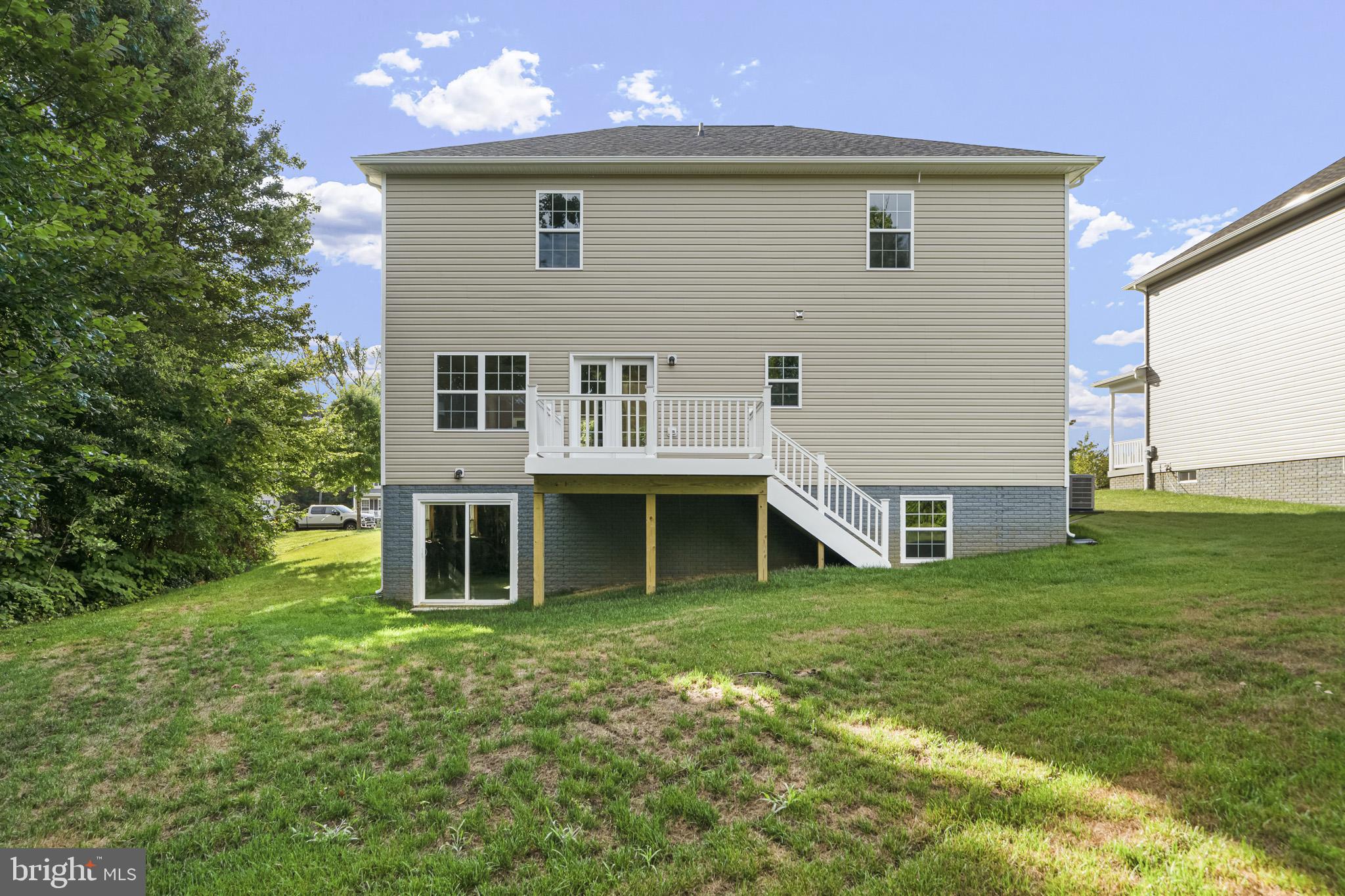 LAURELWOOD - Residential