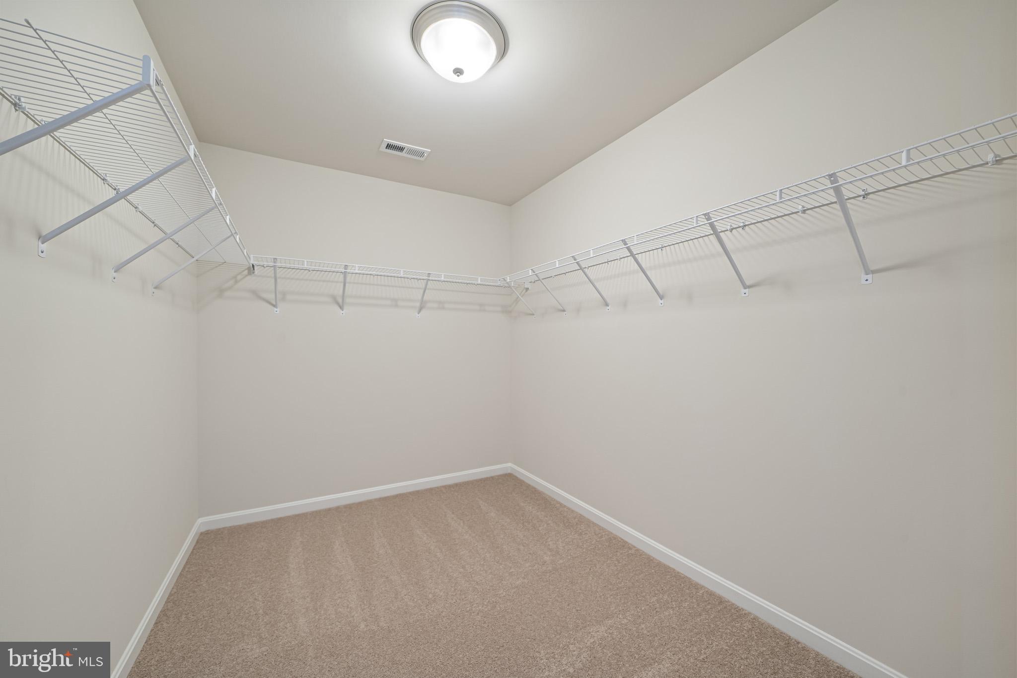 LAURELWOOD - Residential