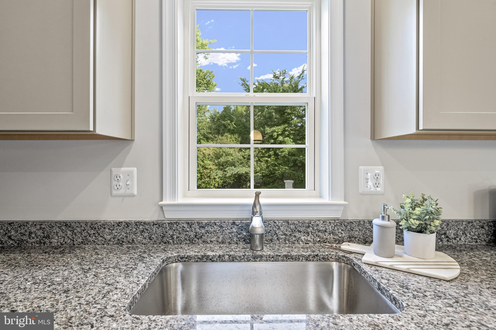 LAURELWOOD - Residential