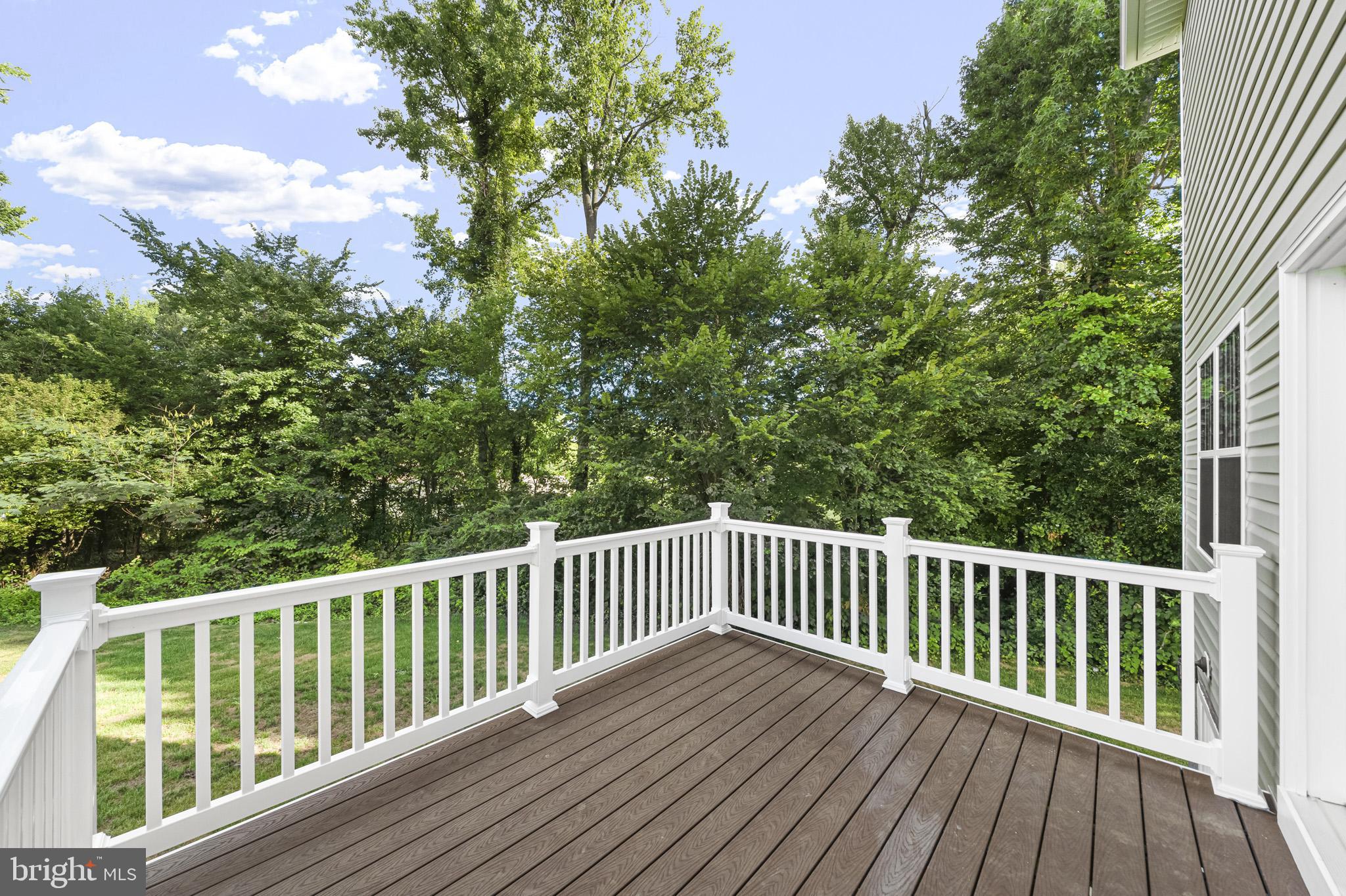 LAURELWOOD - Residential