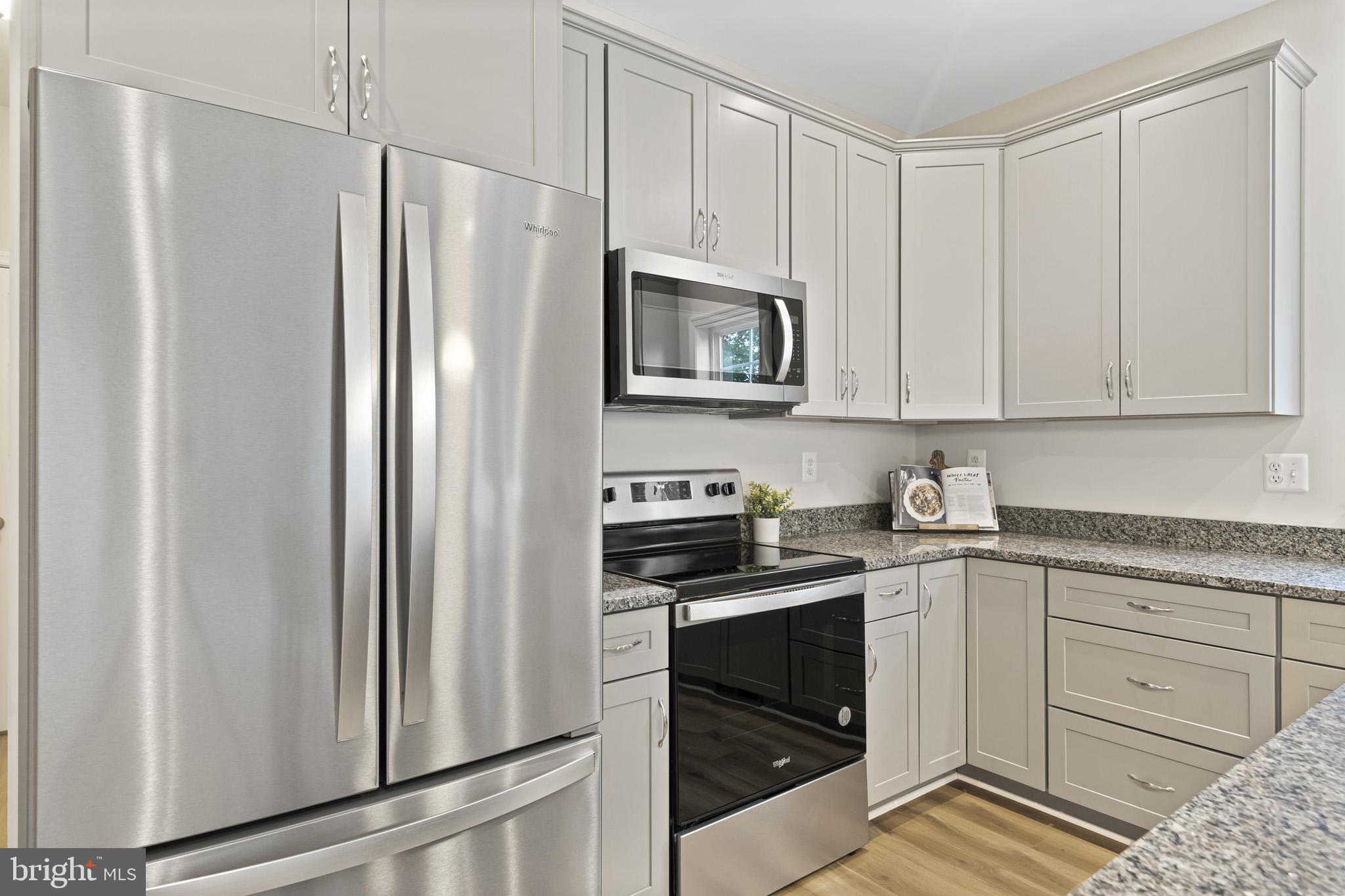 LAURELWOOD - Residential