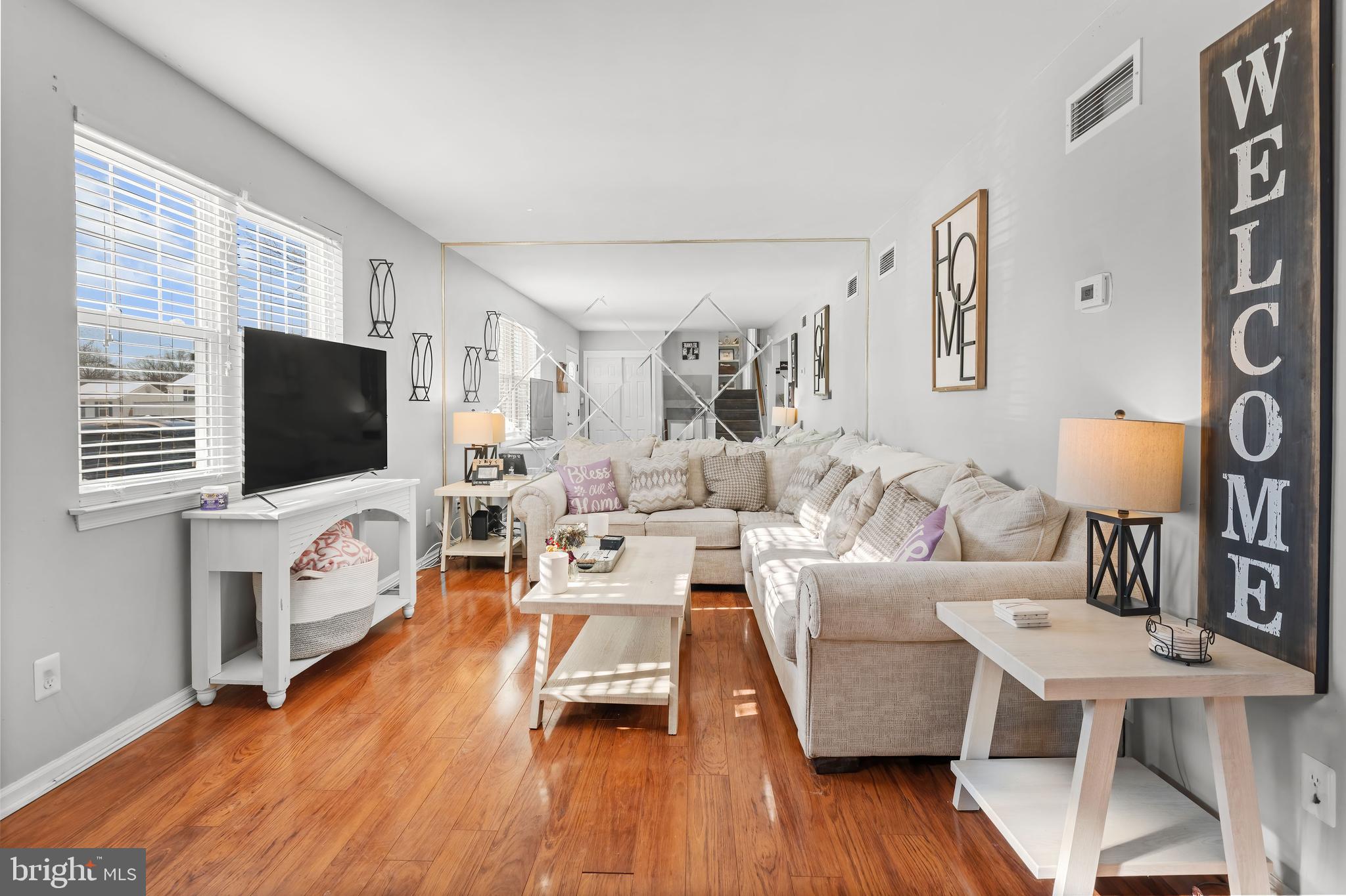 COUNTRY CREEK - Residential