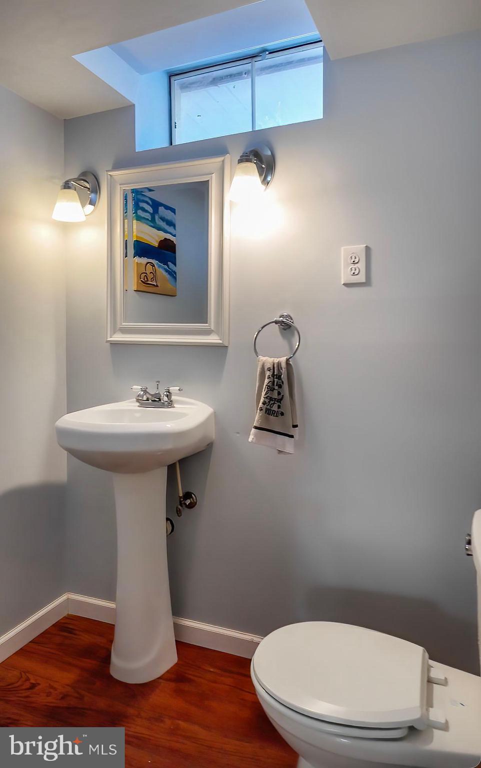 COUNTRY CREEK - Residential