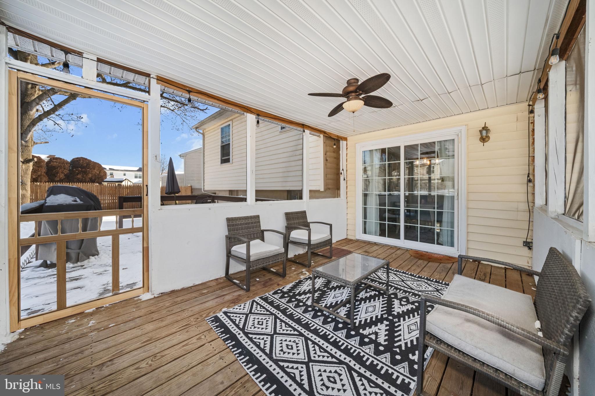 COUNTRY CREEK - Residential