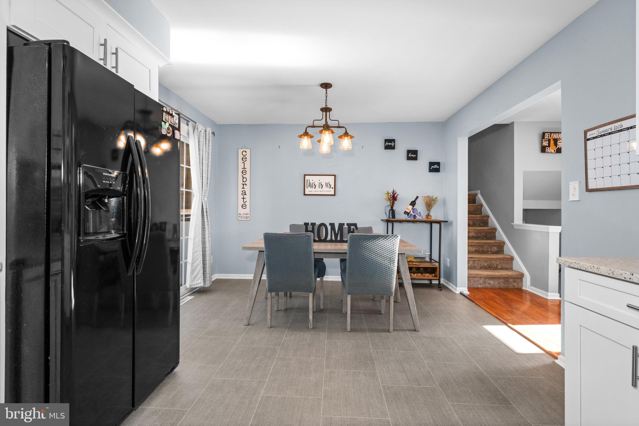 COUNTRY CREEK - Residential