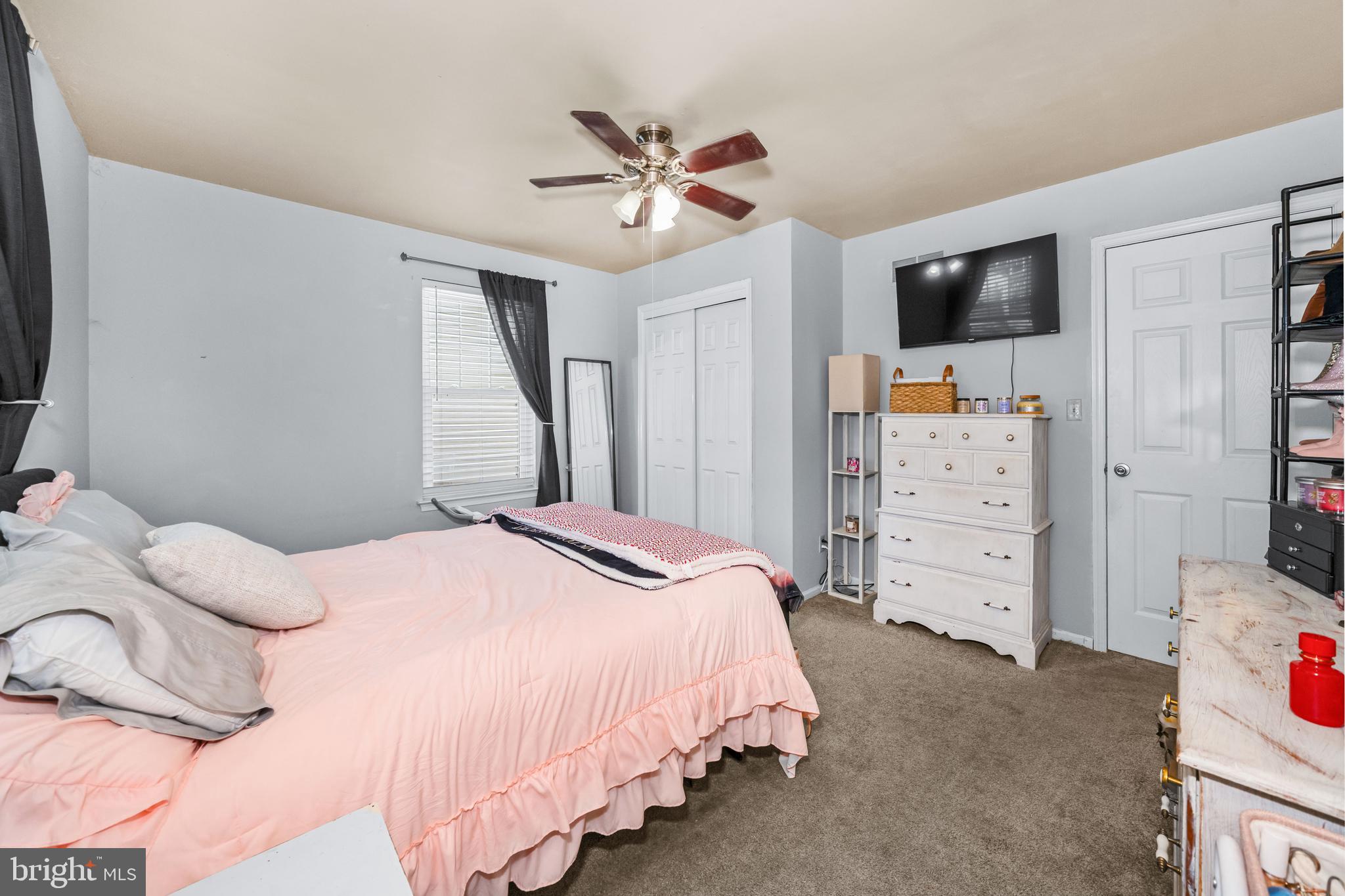 COUNTRY CREEK - Residential