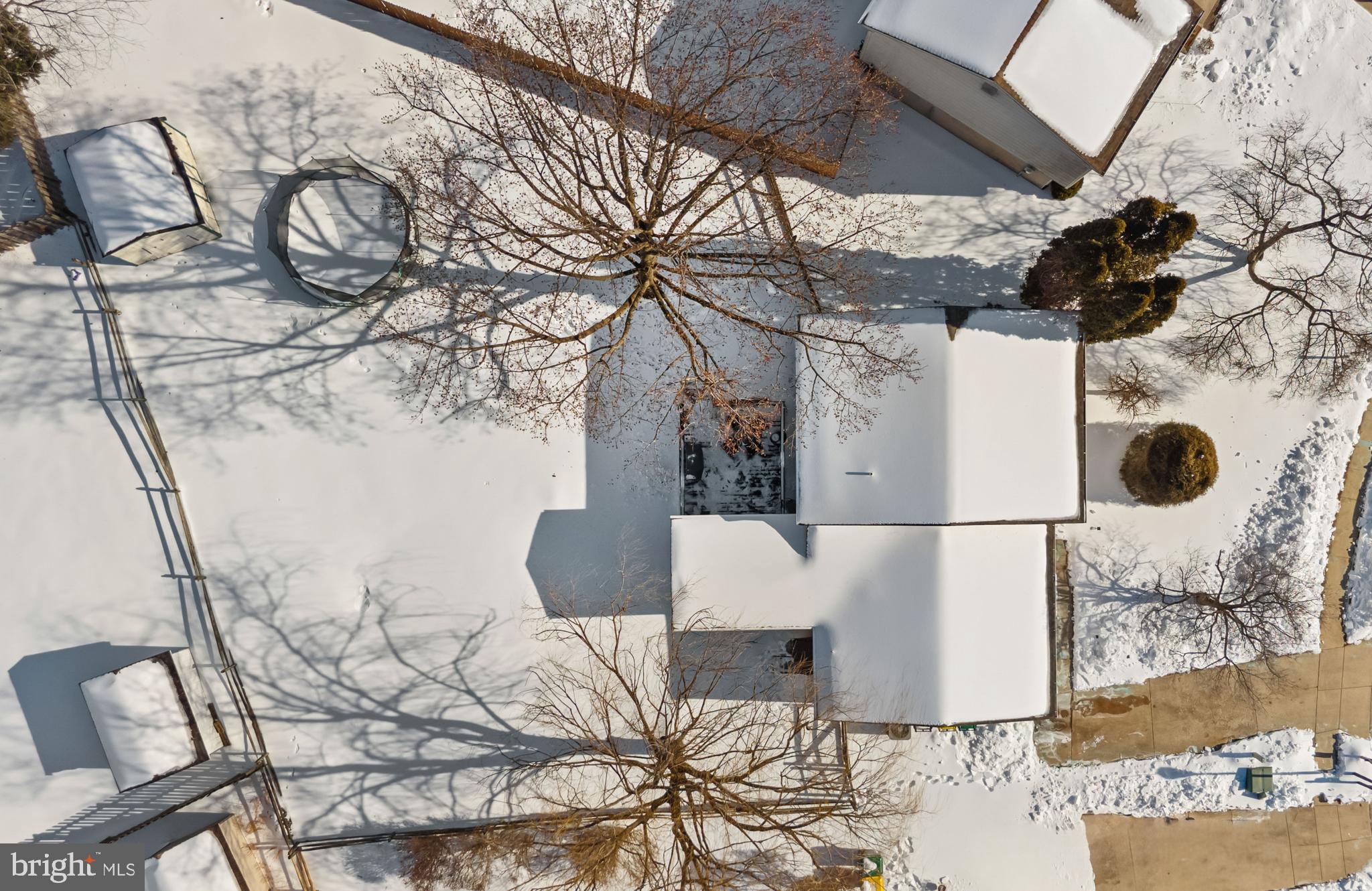 COUNTRY CREEK - Residential