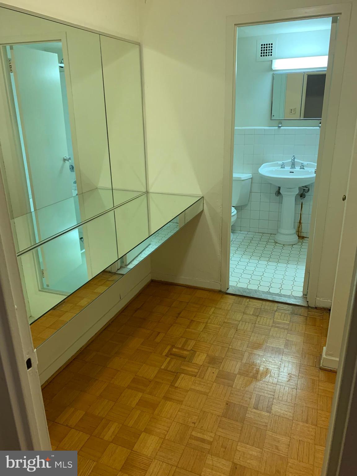 RITTENHOUSE SQUARE - Residential Lease