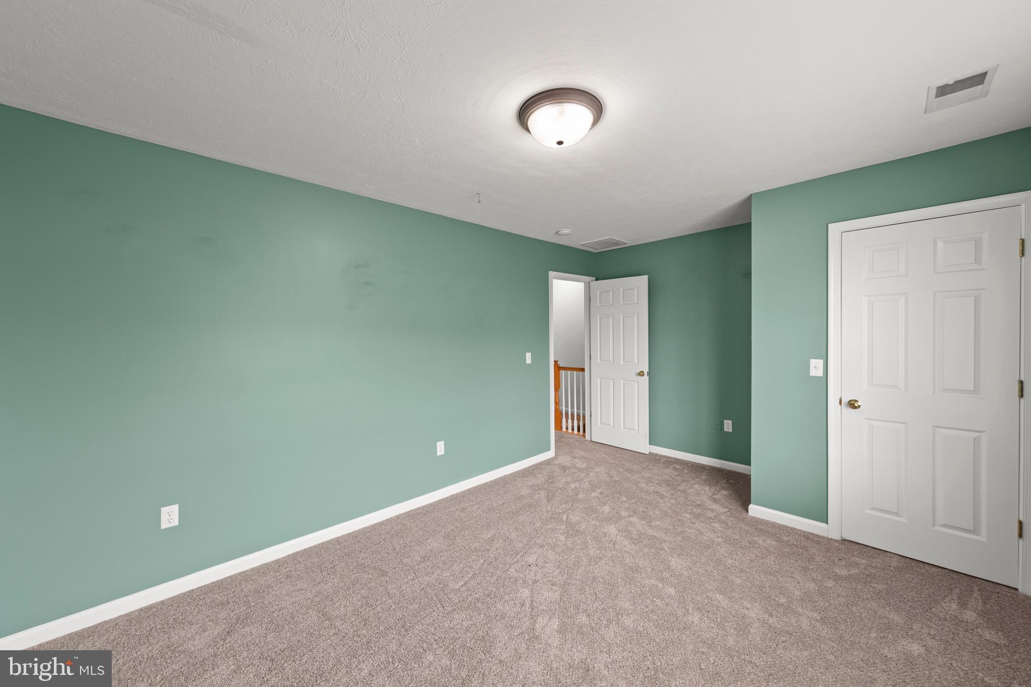 WINDSTONE TOWNHOMES - Residential Lease