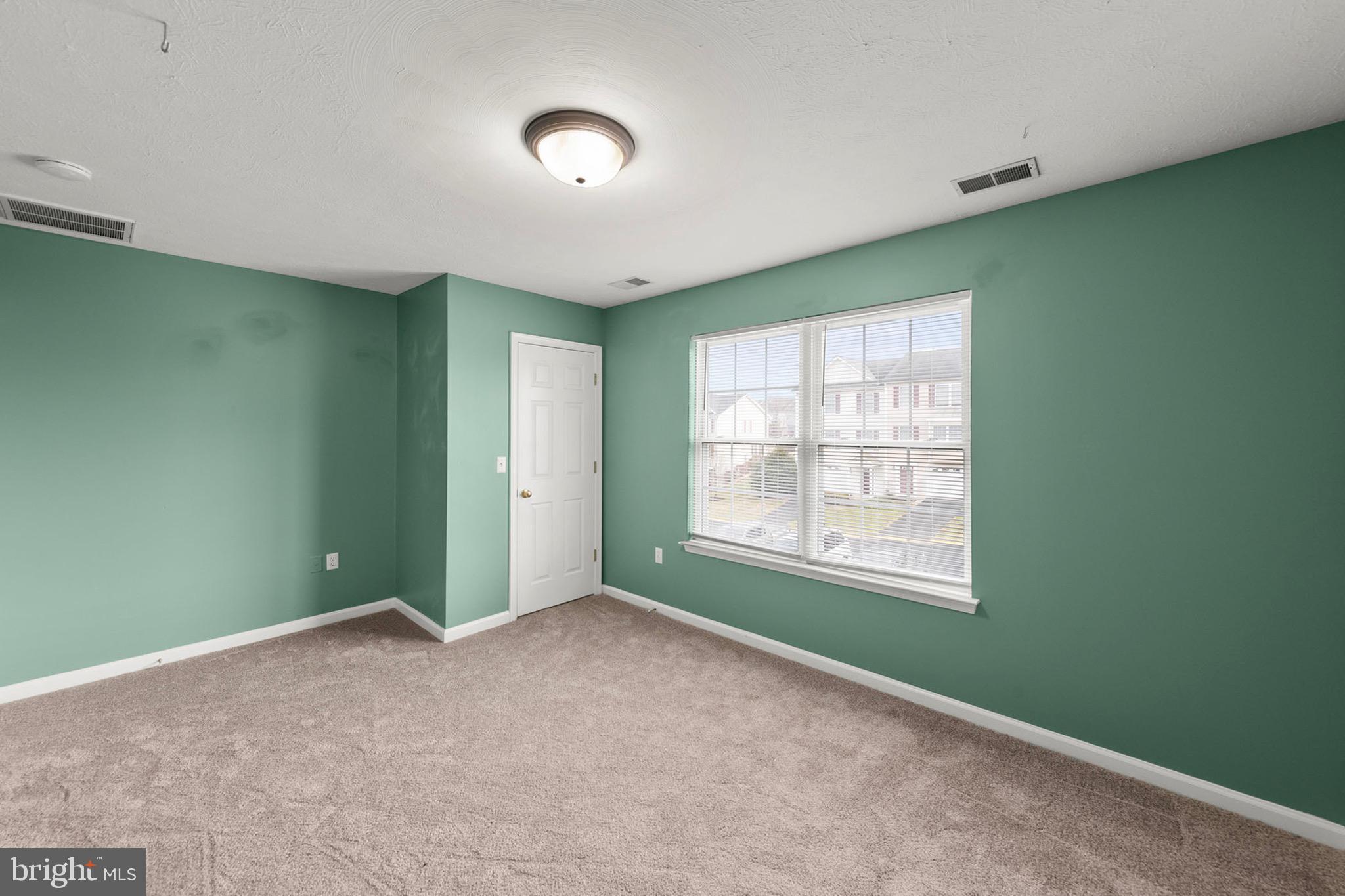 WINDSTONE TOWNHOMES - Residential Lease