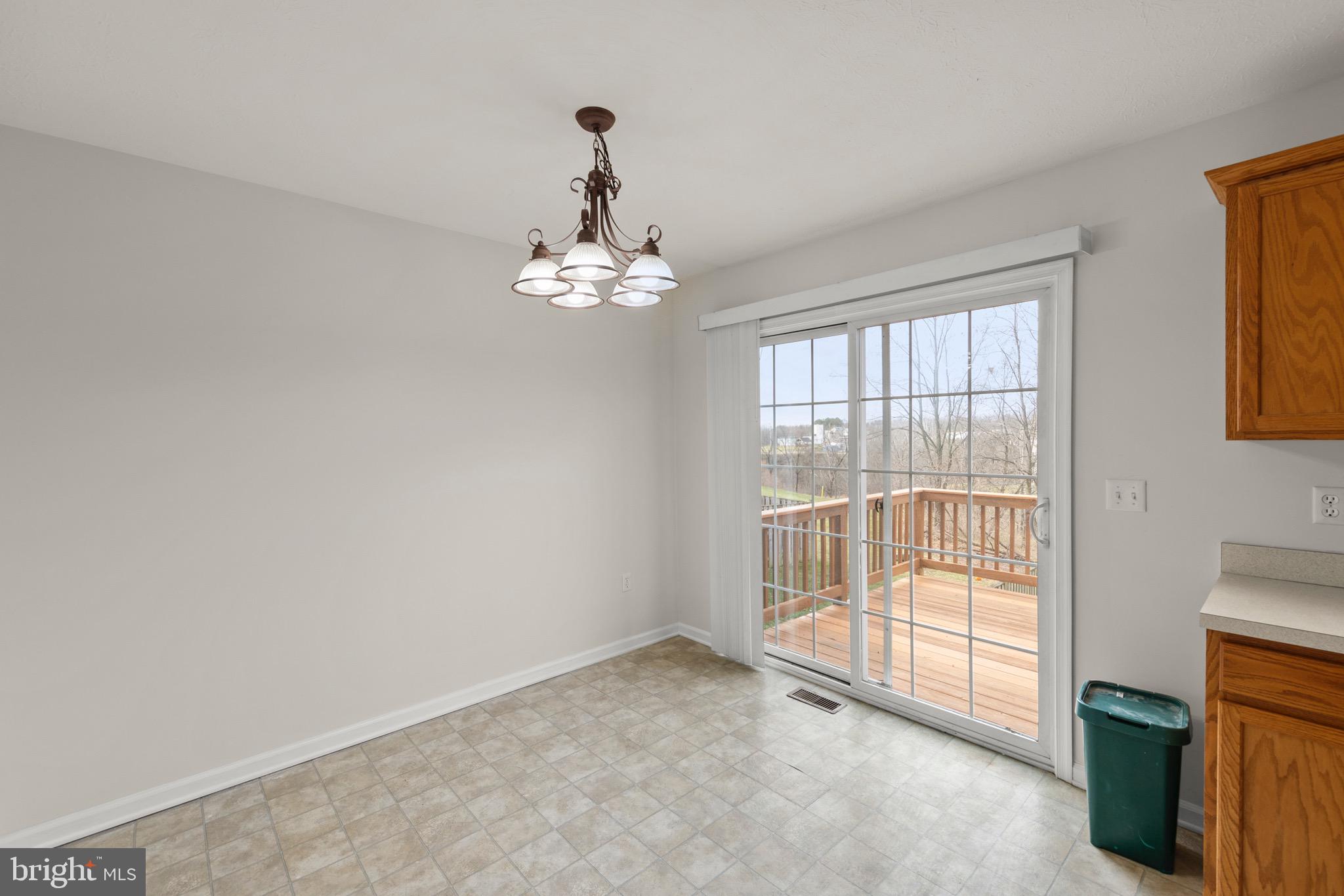 WINDSTONE TOWNHOMES - Residential Lease