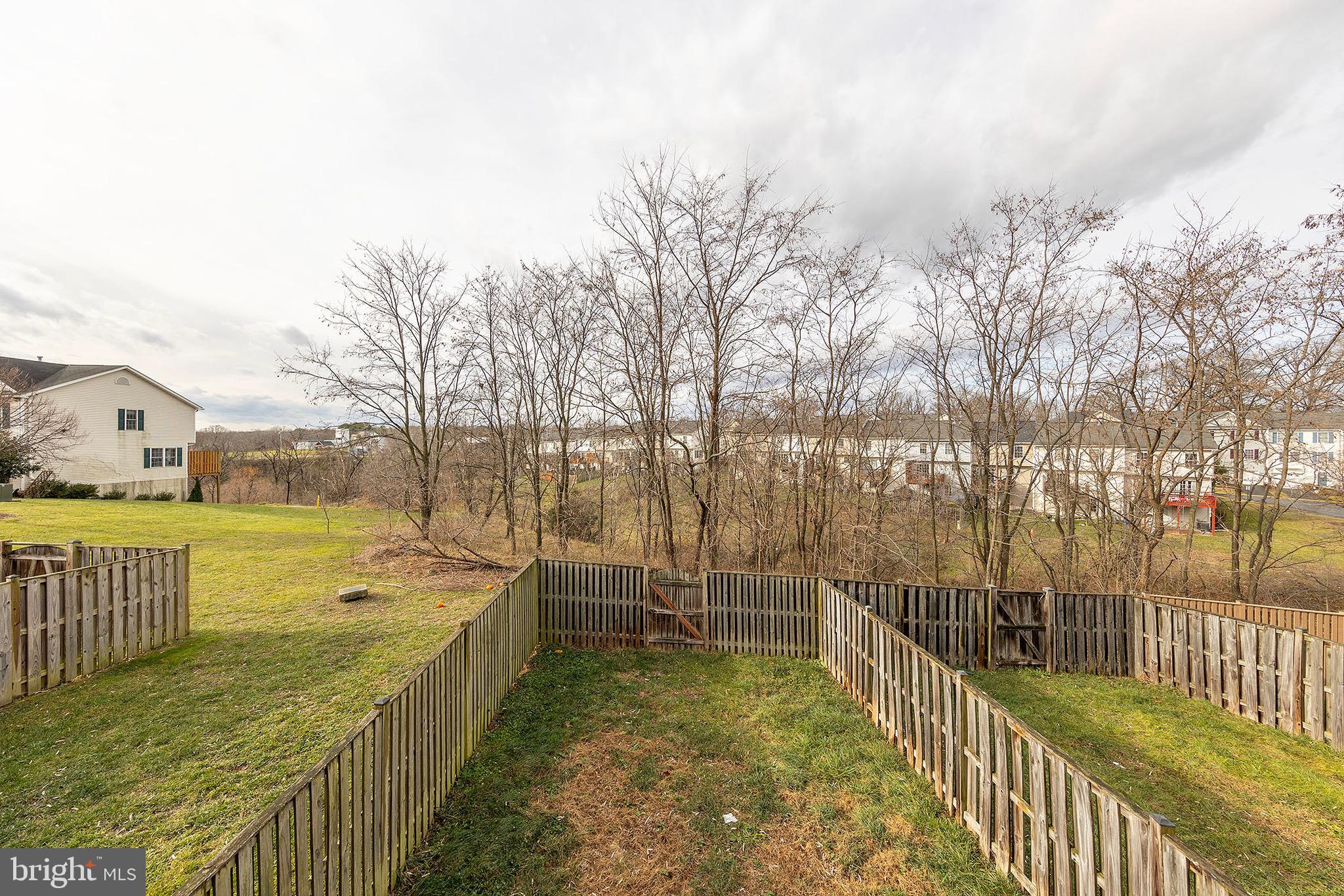 WINDSTONE TOWNHOMES - Residential Lease