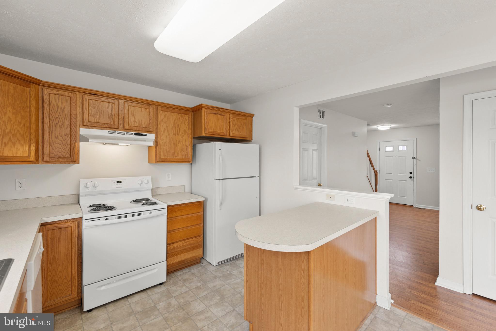 WINDSTONE TOWNHOMES - Residential Lease