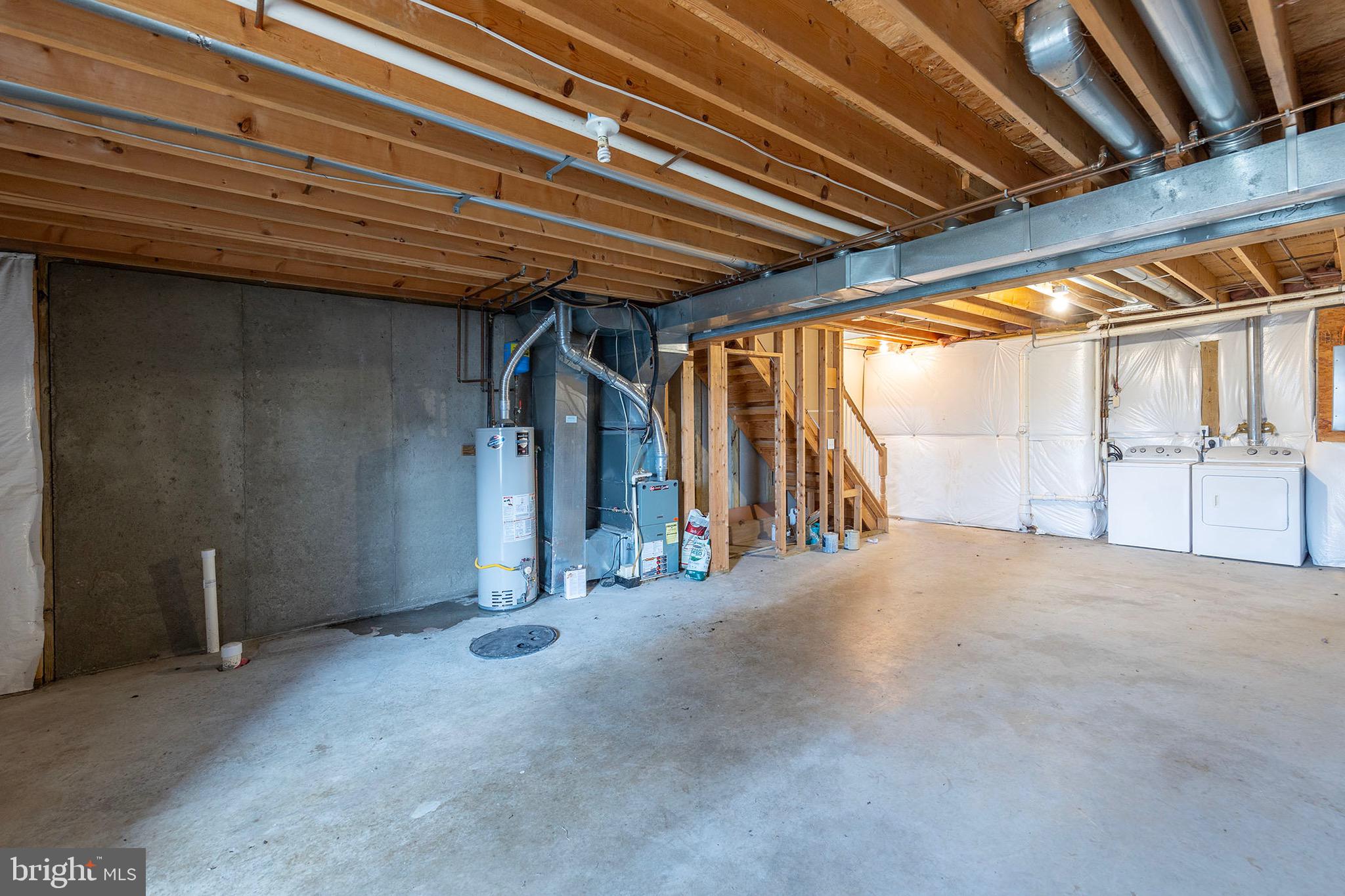 WINDSTONE TOWNHOMES - Residential Lease