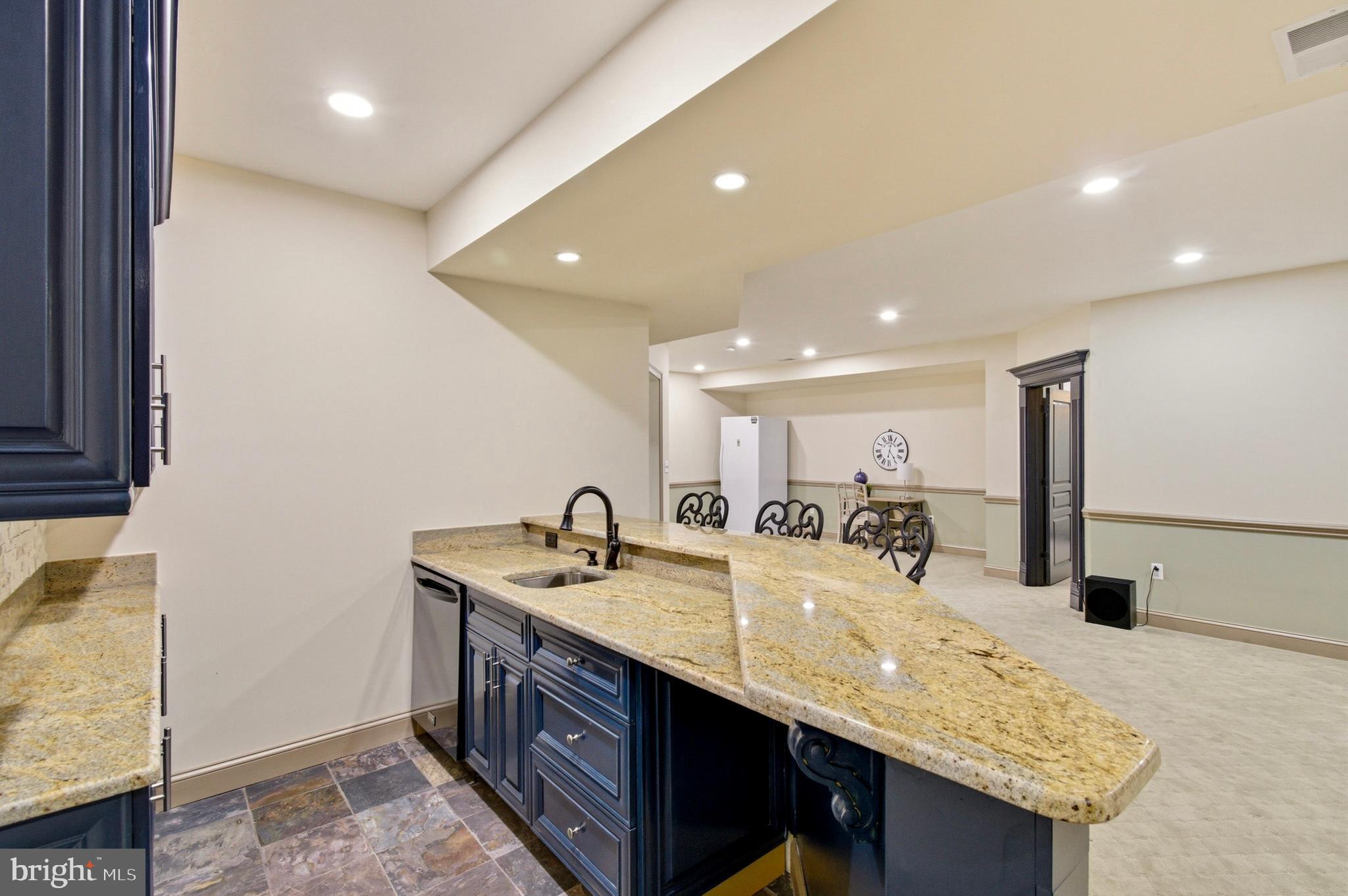 THE WARFIELDS II - Residential