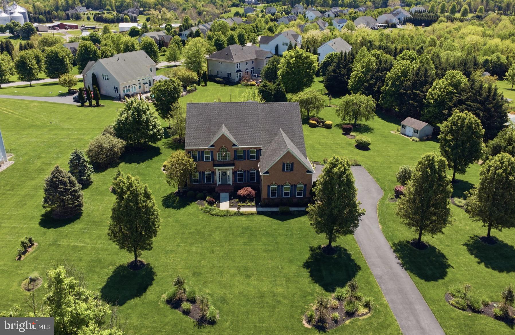 THE WARFIELDS II - Residential
