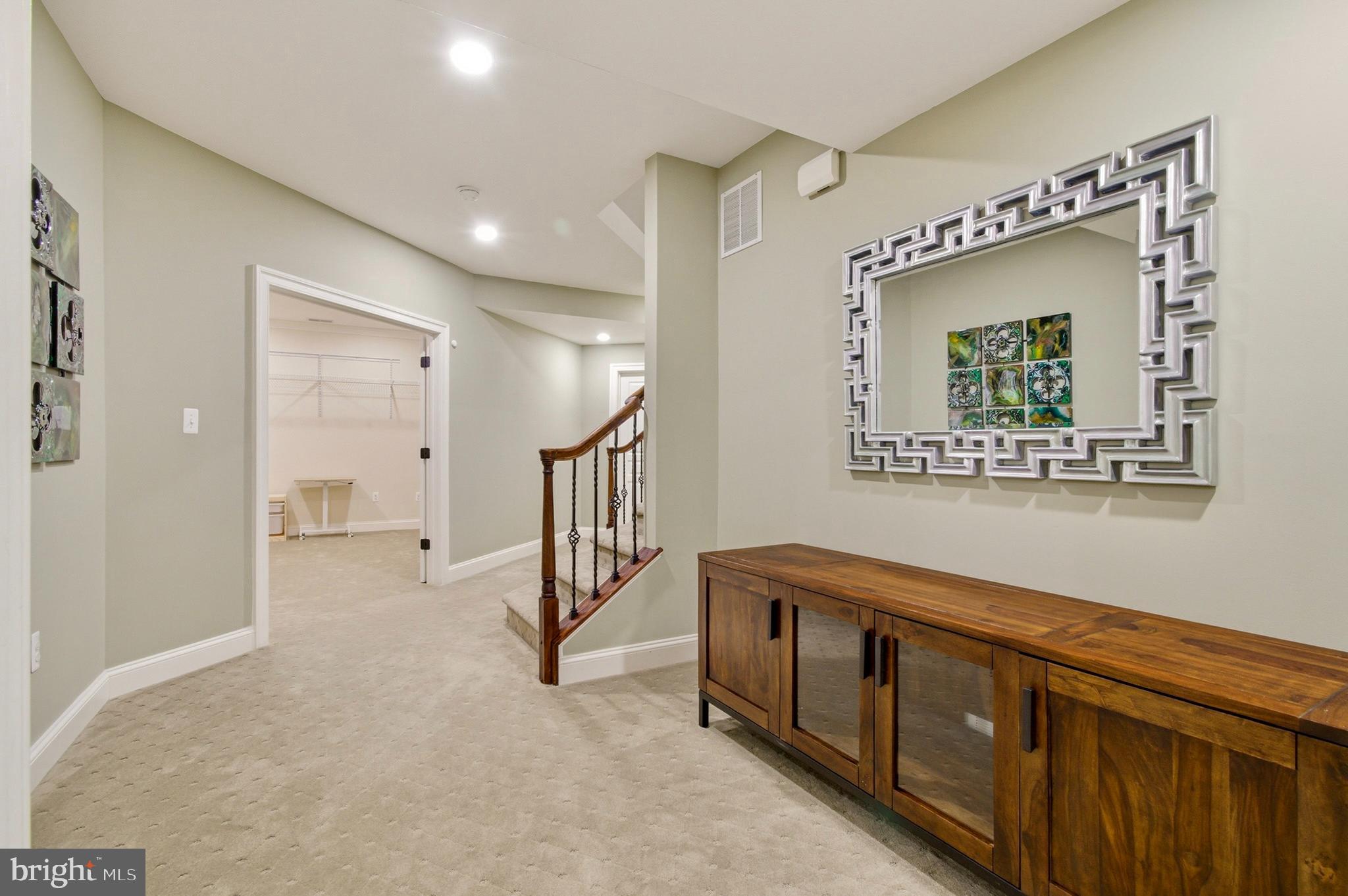 THE WARFIELDS II - Residential