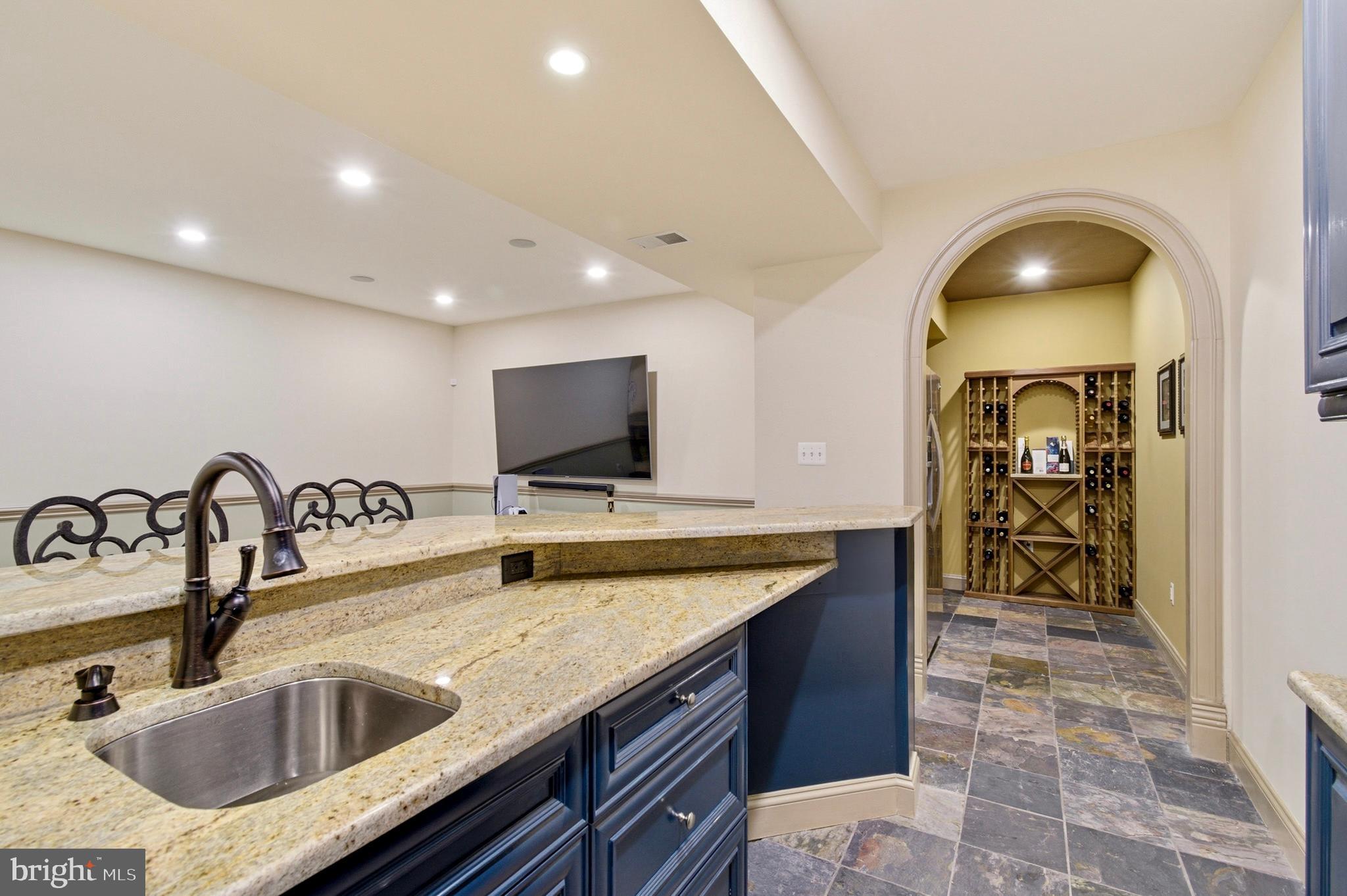 THE WARFIELDS II - Residential