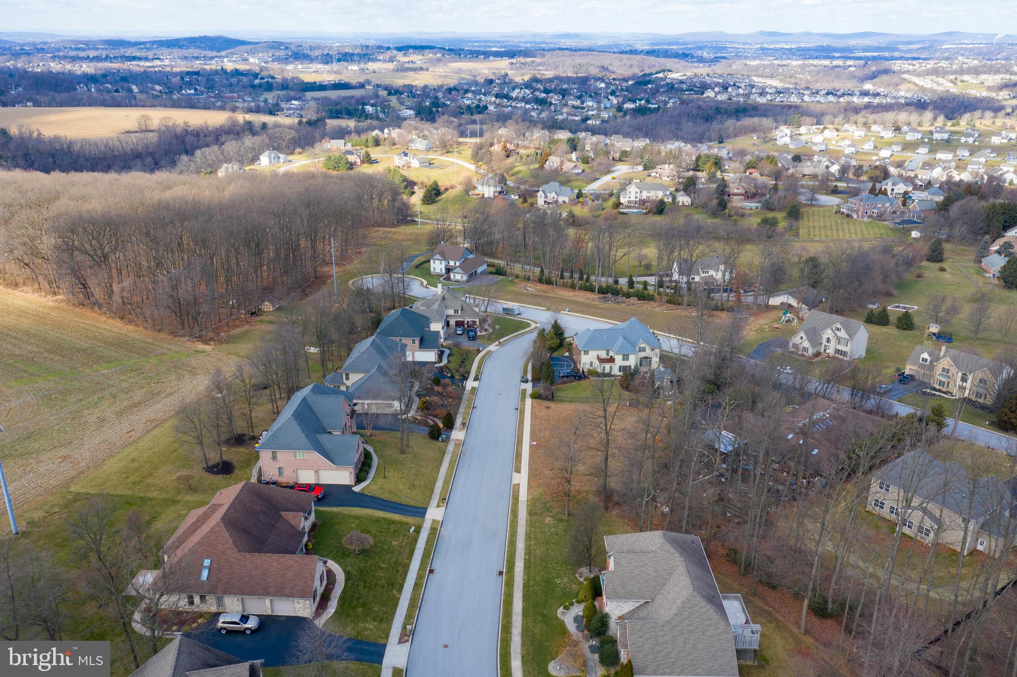 WOODLAND HEIGHTS - Land