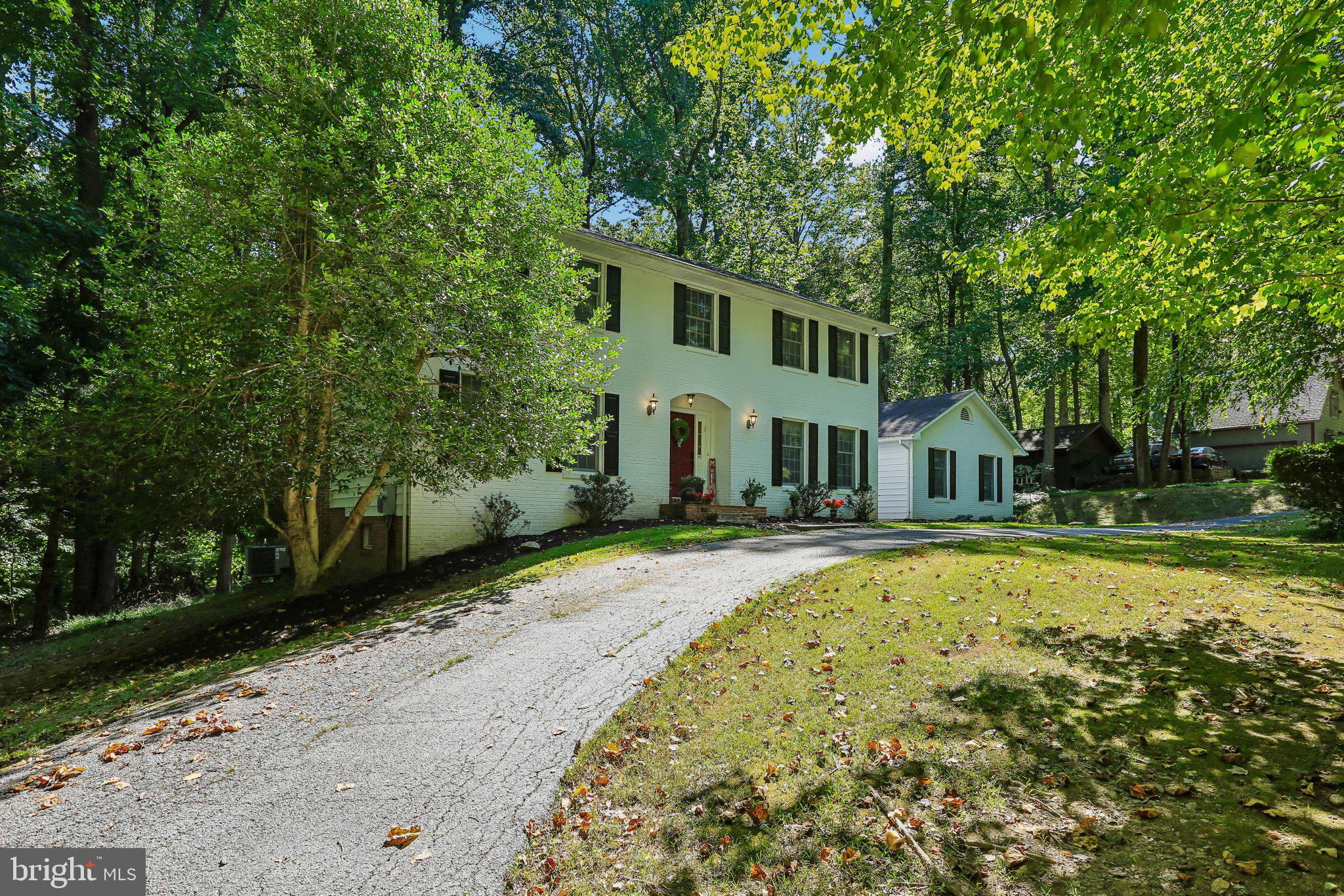 3 TIMBER RUN COURT