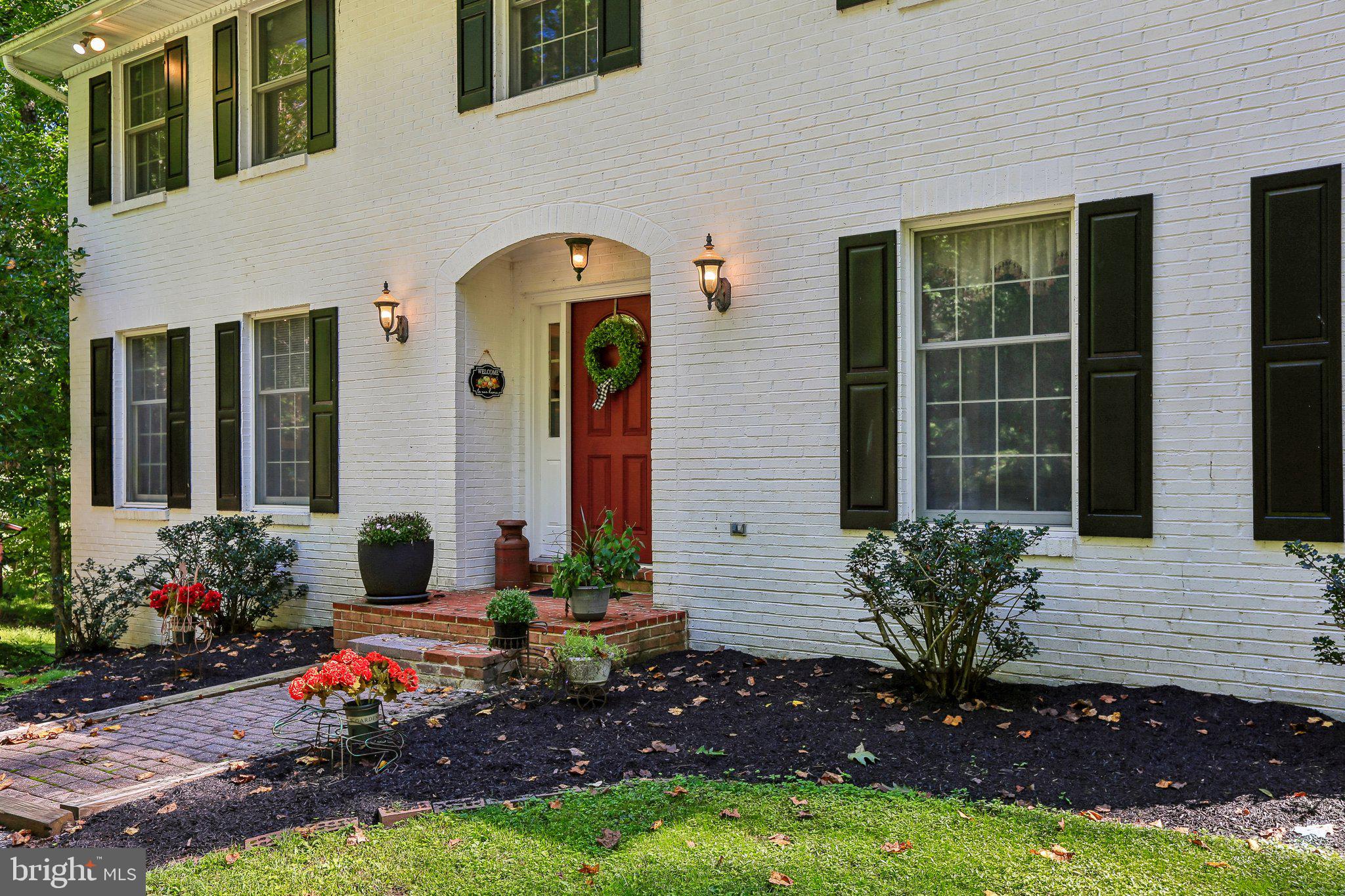 3 TIMBER RUN COURT