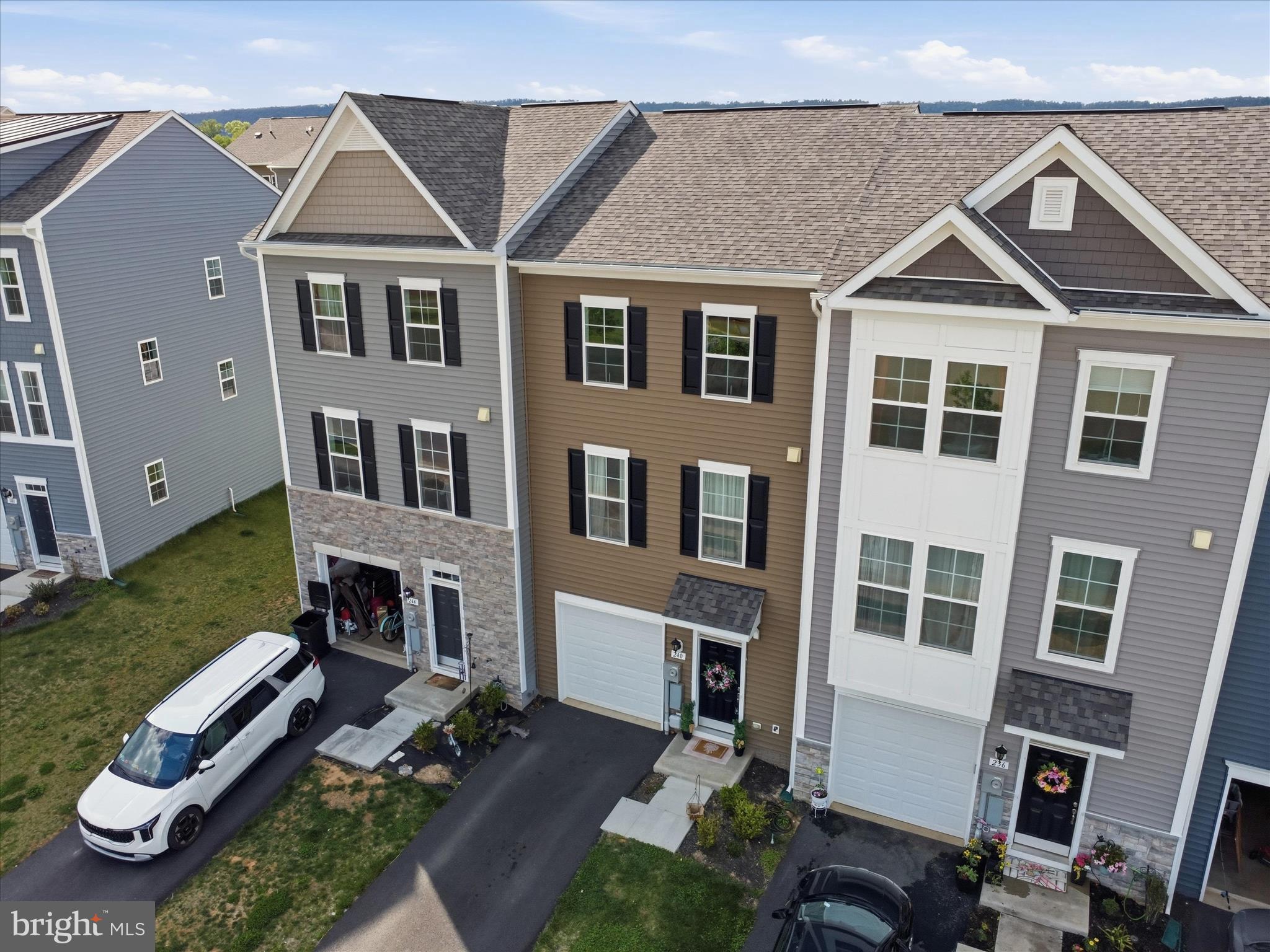 MARTINSBURG STATION - Residential