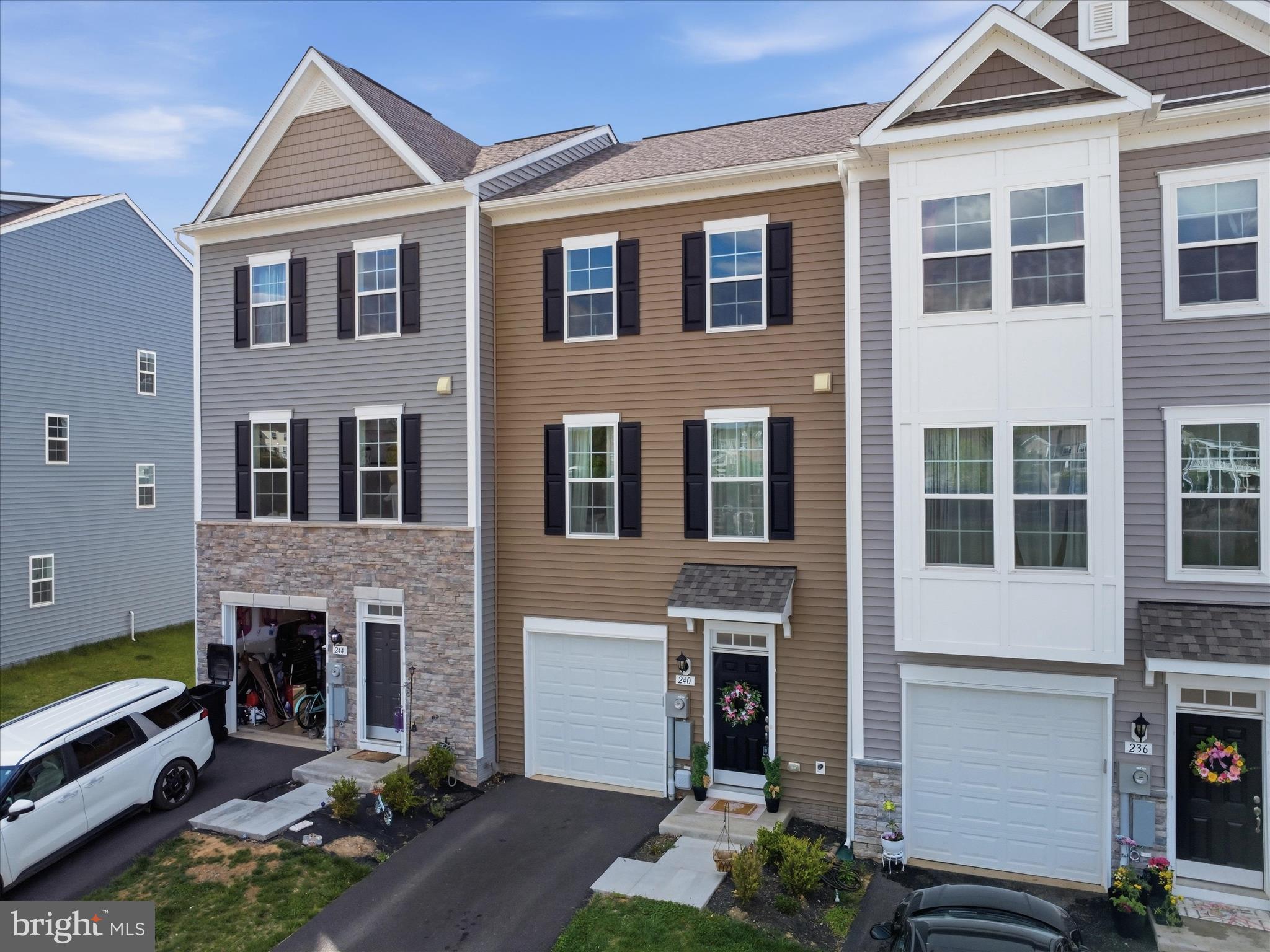 MARTINSBURG STATION - Residential
